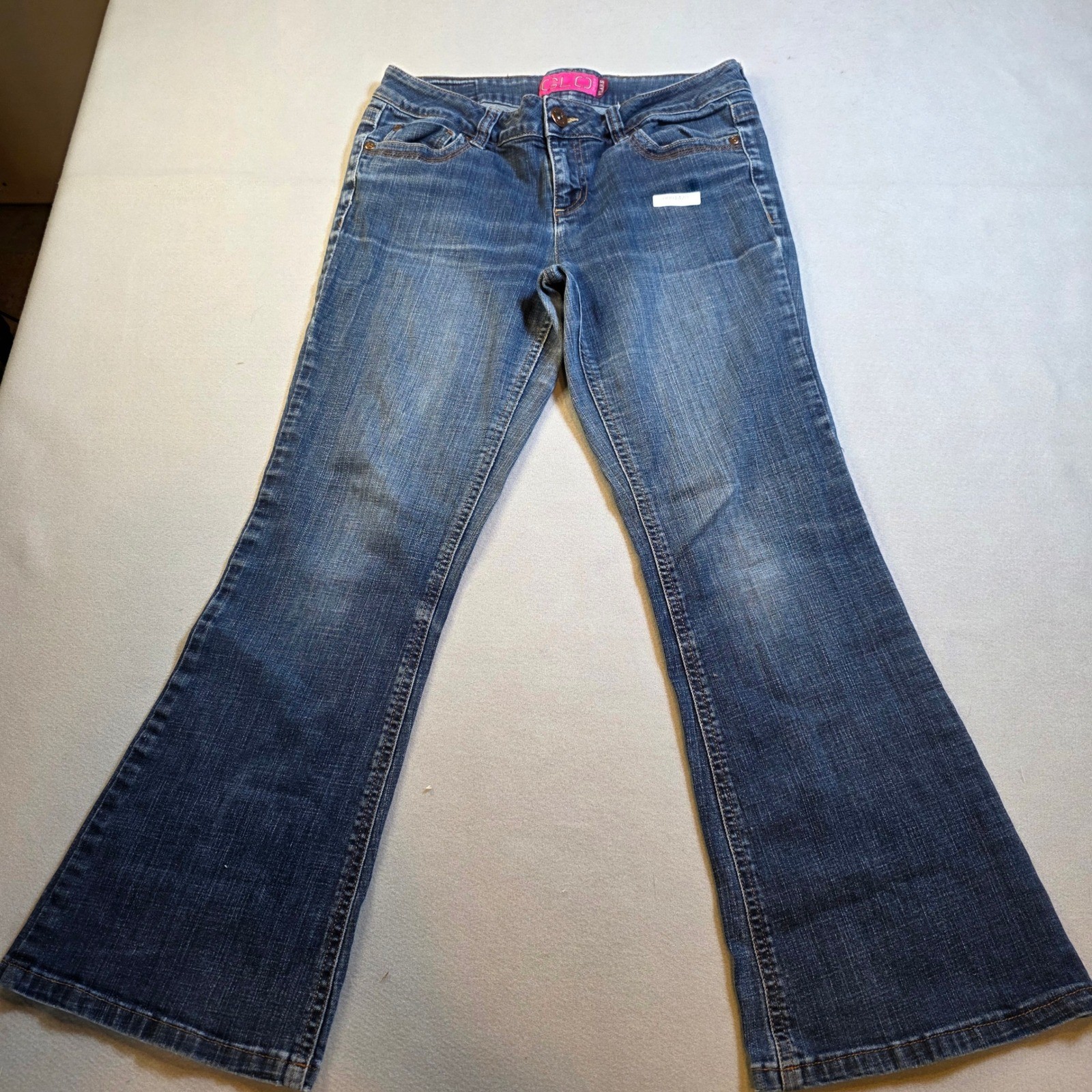 GLO Flare Jeans Womens 11 Medium Wash Blue Denim Mid Rise Retro Style 0001420