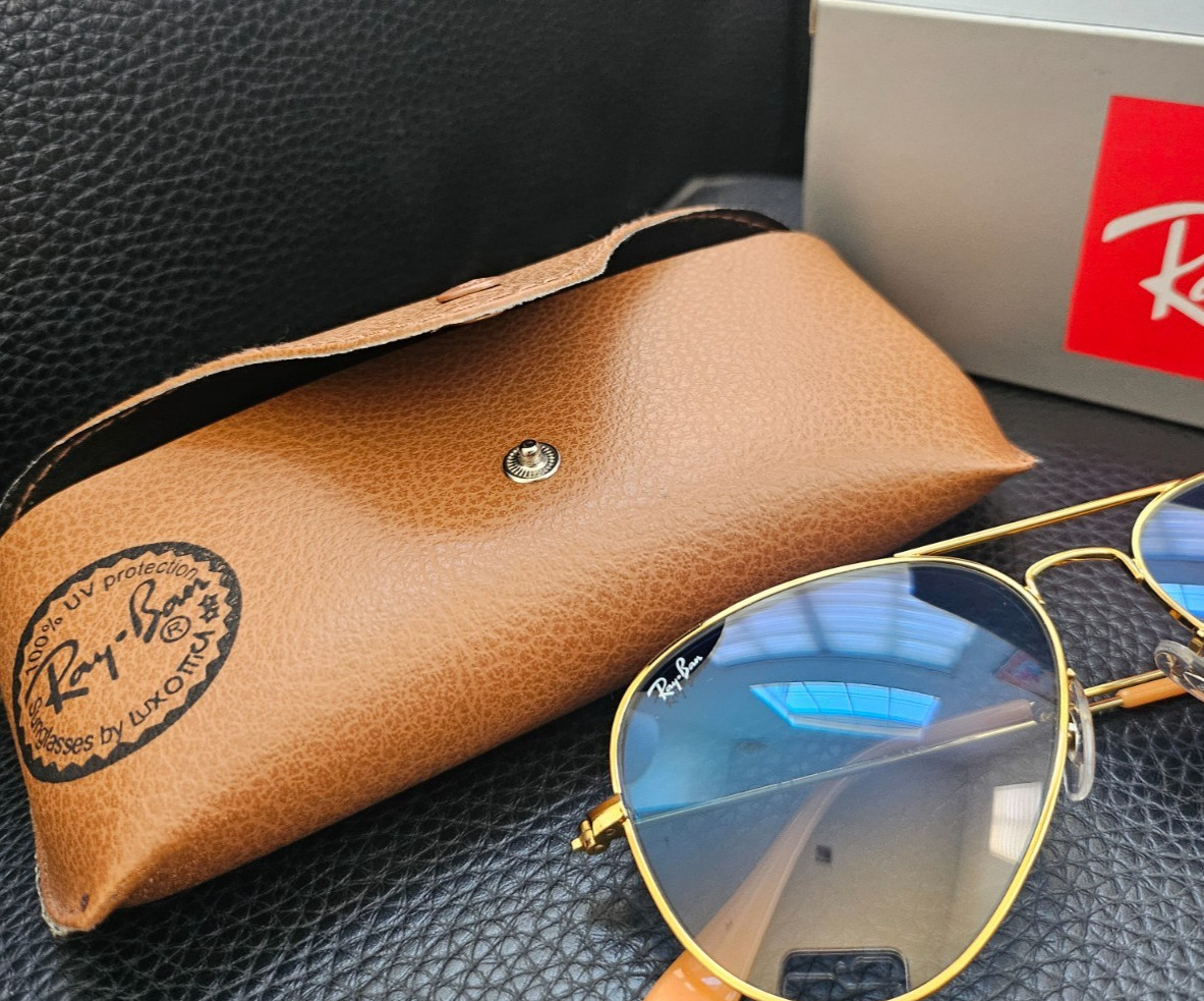 Ray-Ban Sunglasses RB 3025 Aviator Gradient Light Blue Lenses 58 mm Gold Frame