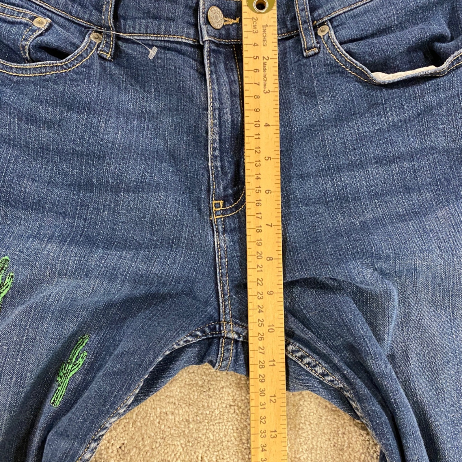 Banana Republic Girlfriend Jean Womens 32/14 Blue Cactus Embroidered