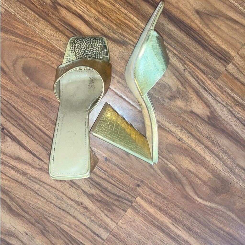 EGO official Metallic Gold Textured Block mule‎ Heels