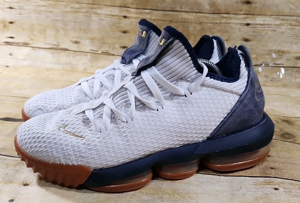 Nike LeBron 16 XVI Low ‘USA’ Men’s Size 10