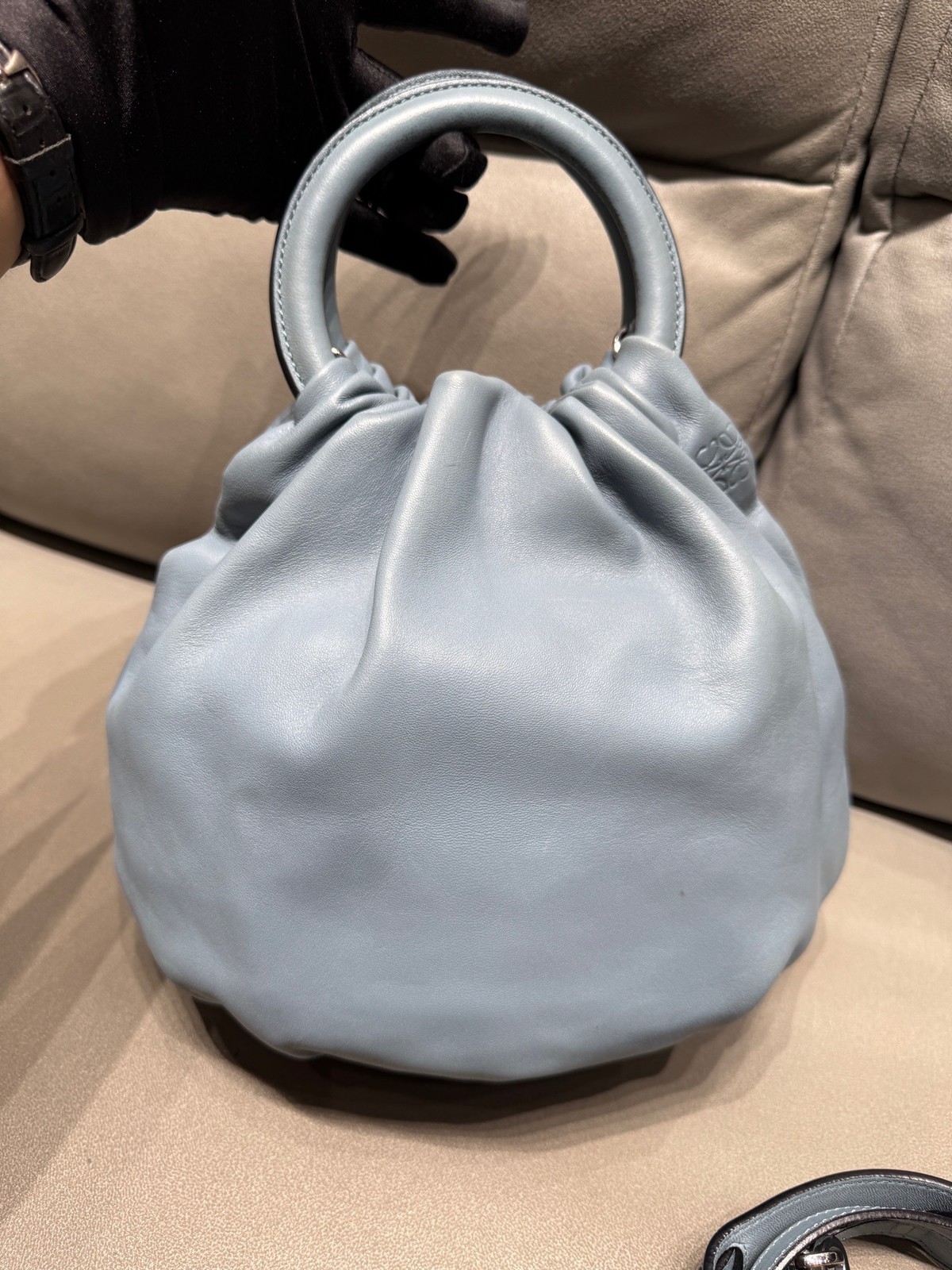 Loewe Pre-Owned Authentic Luxury Handbag 22*22*14cm Free Tracked Shipping