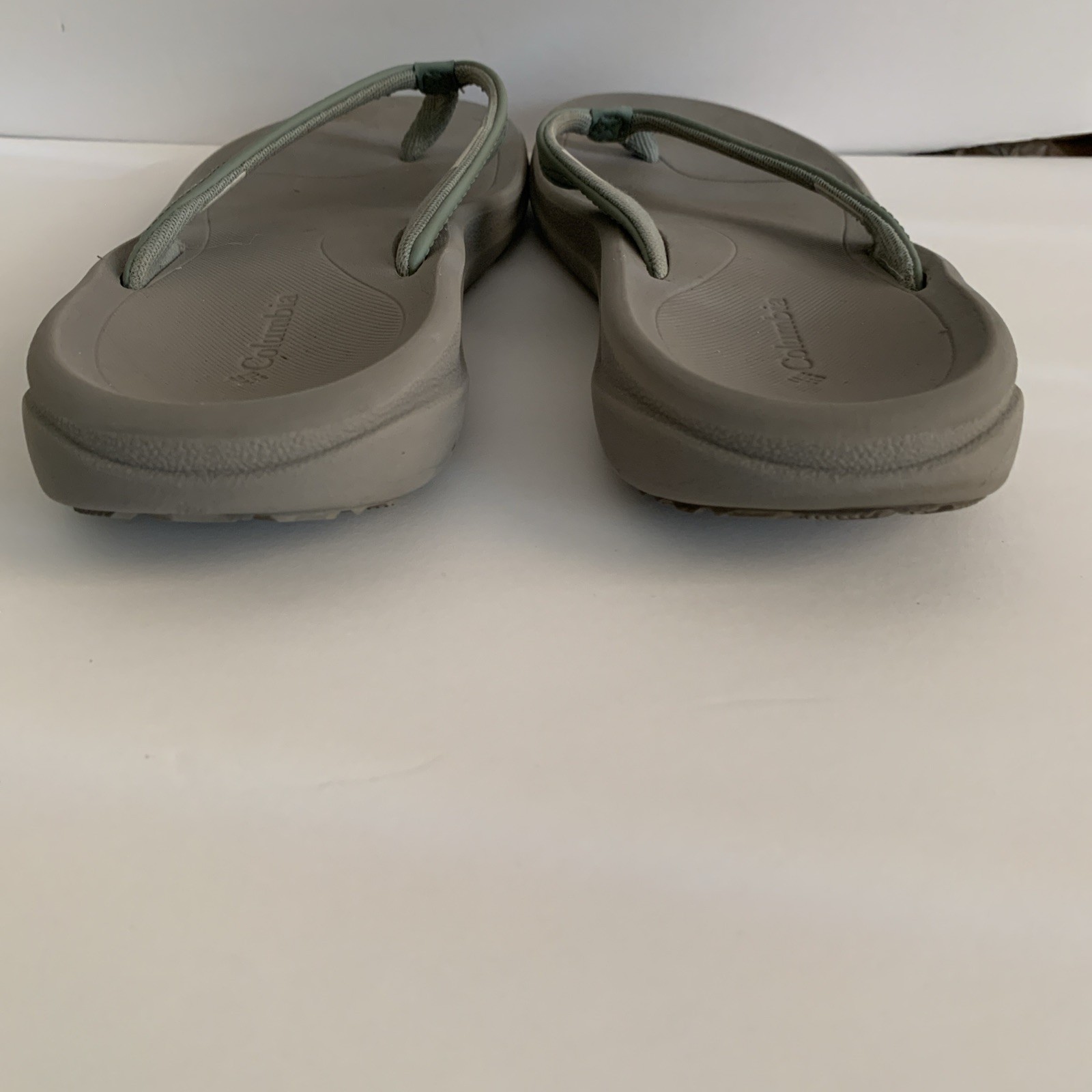 Columbia Womens Flip Flop Sandals Green Gray YL1037-305 Size 8 Comfort Casual
