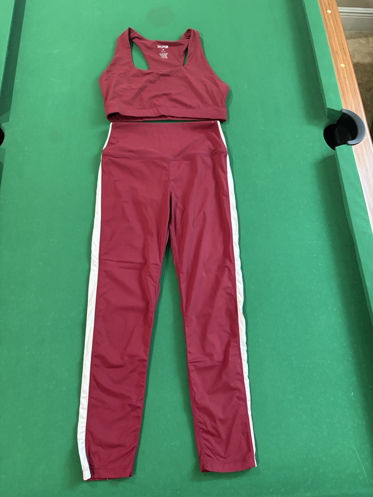 Splits 59 Sports Bra Leggings Set Women Medium Red White Striped Athleisure