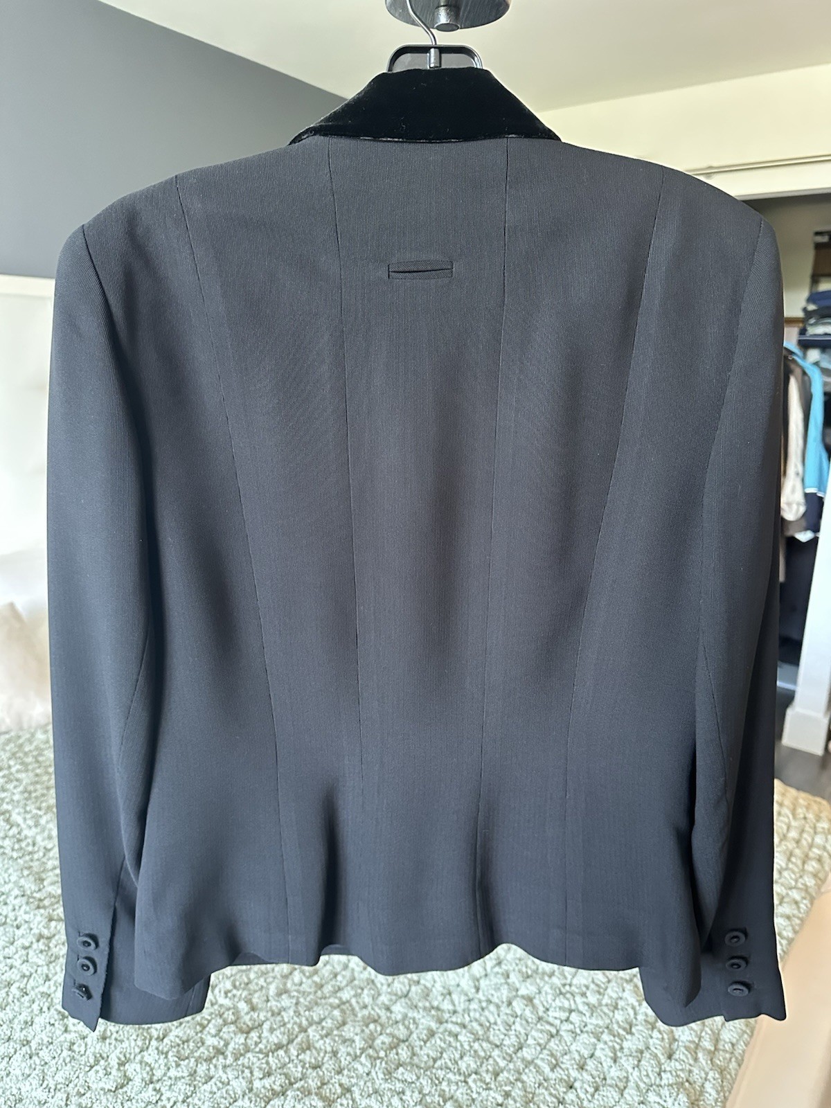 Due Per Due Women’s Black Blazer Velvet Collar Button Front Pockets Lined 6