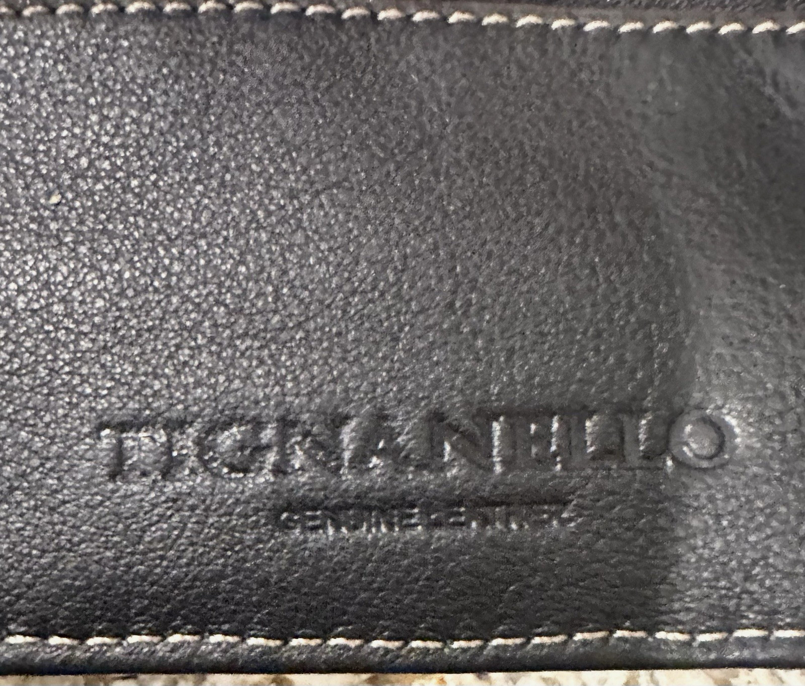 Tignanello Black Genuine Leather Card Holder Wallet Thin Wave Design 6.75″