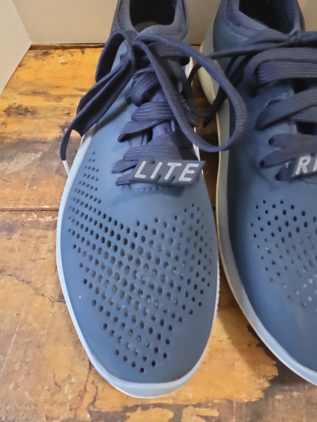 Crocs Literide 360 Pacer Navy Blue Water shoes Men’s Size 10 206715