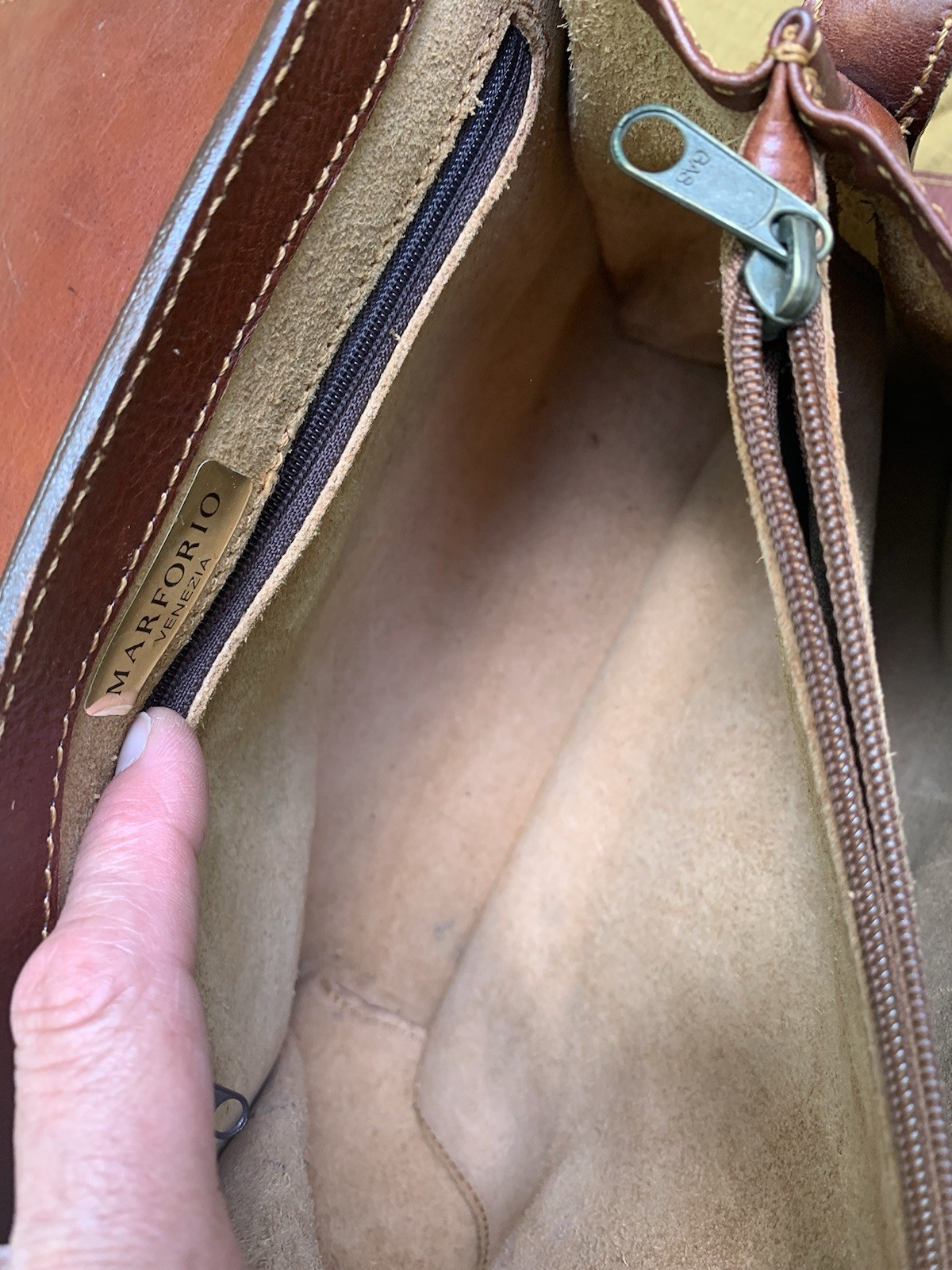 Marforio Venezia Brown Medium Crossbody Bag Magnetic Flap Zip Inner Pockets