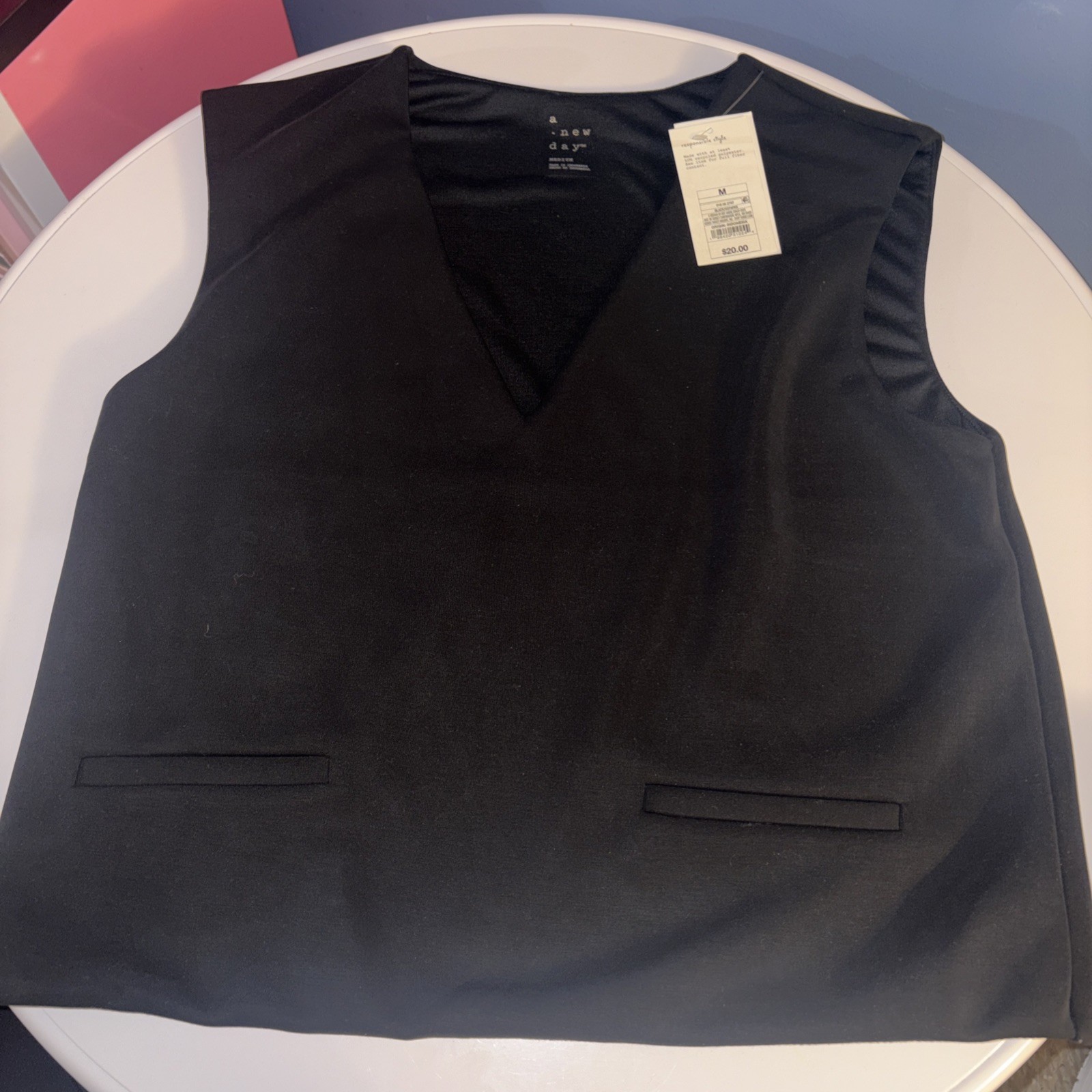 A New Day Sleeveless V Neck Pullover Vest Top Womens medium Black Sandwash