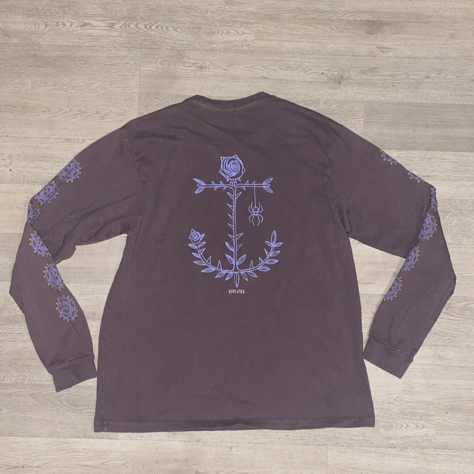 Dark Seas Division Long Sleeve T-Shirt Large Plumb Rose Anchor