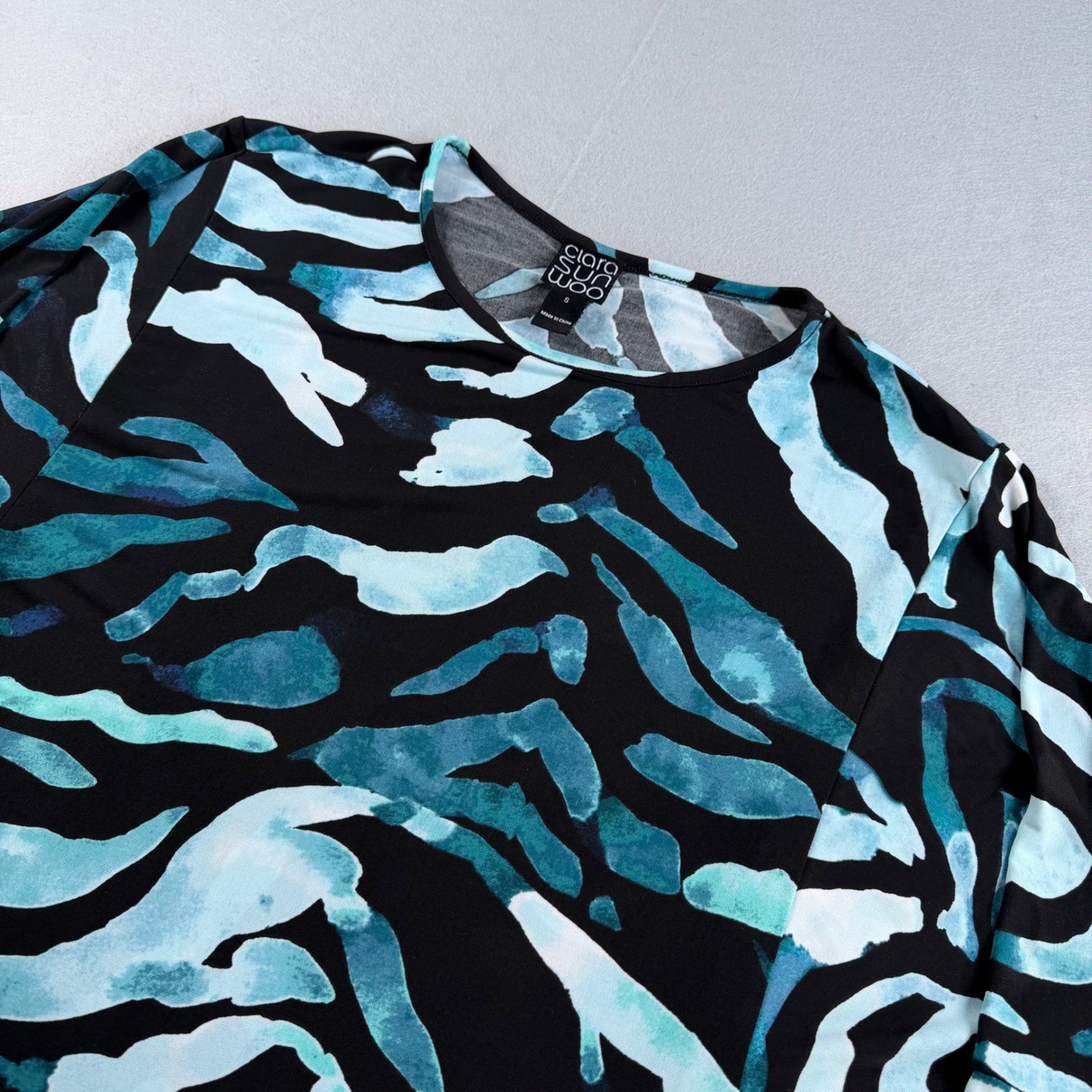 Clara Sunwoo Blue Black Abstract Zebra Print Dolman Sleeve Knit Top Womens Small