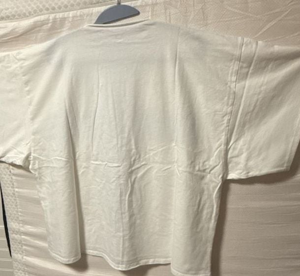 Yeezy Vultures 2 Korea Listening Experience Box Tee White