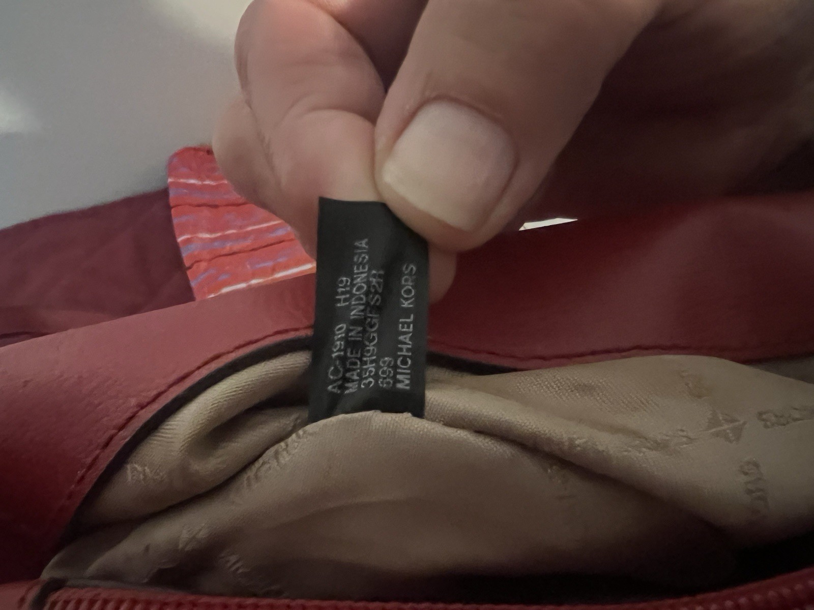 Michael Kors Red Graffiti Heart Small Satchel Top Handle Zip Push Lock Det Strap