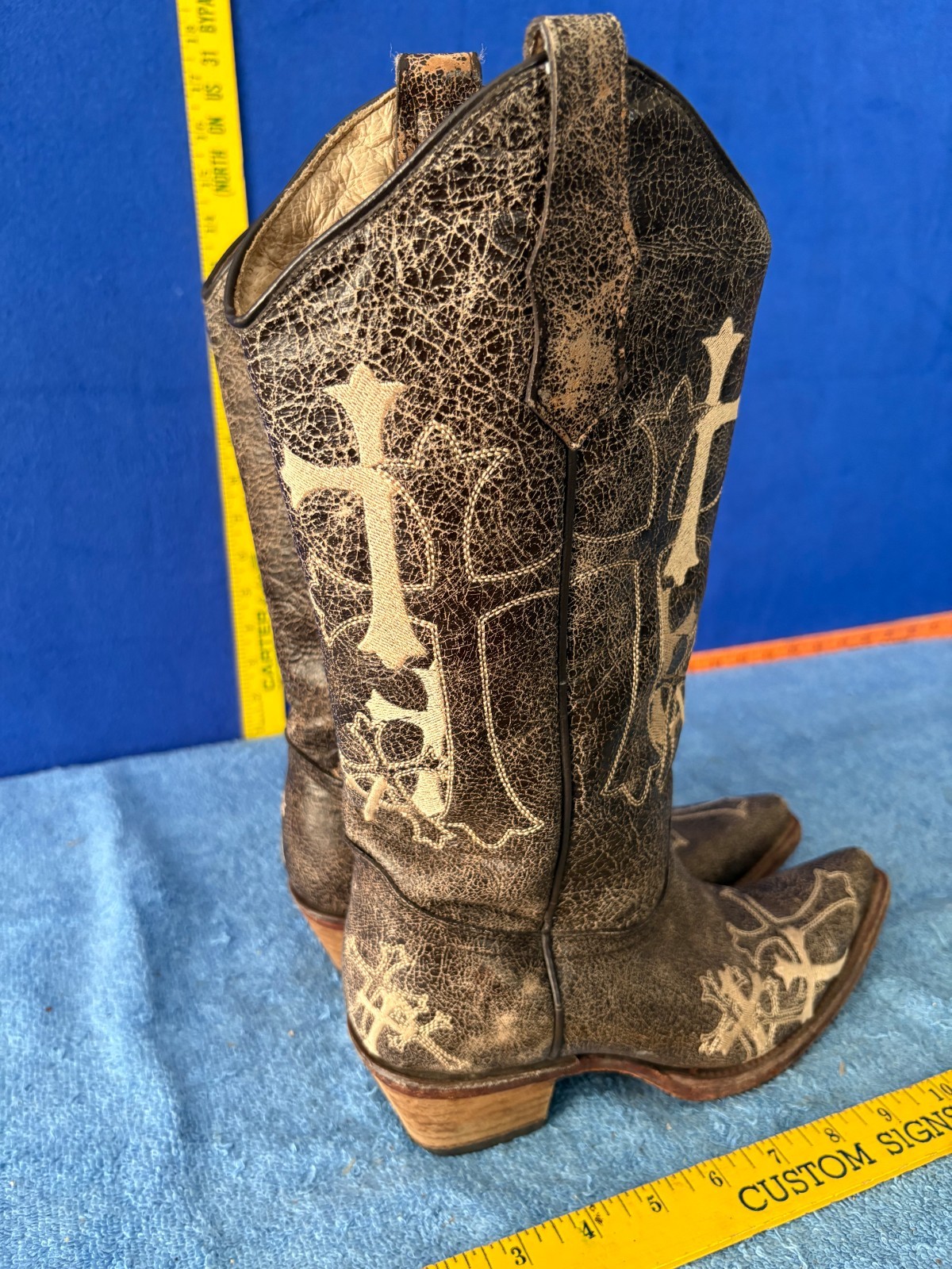 Circle G L5038 Leather Western Embroidered Cross Snip Toe Boots Women’s 7M
