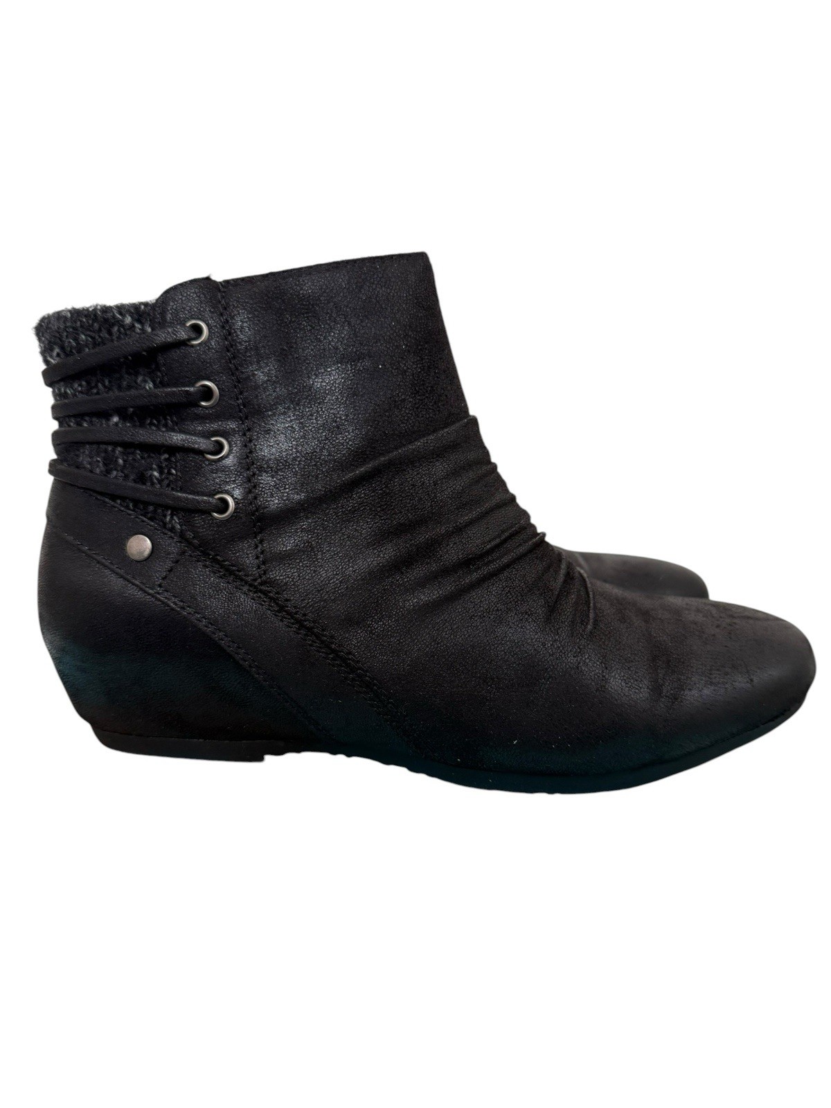 Baretraps Black Wedge Ankle Booties Womens Size 8M Peanut Side Zip Comfort NIB
