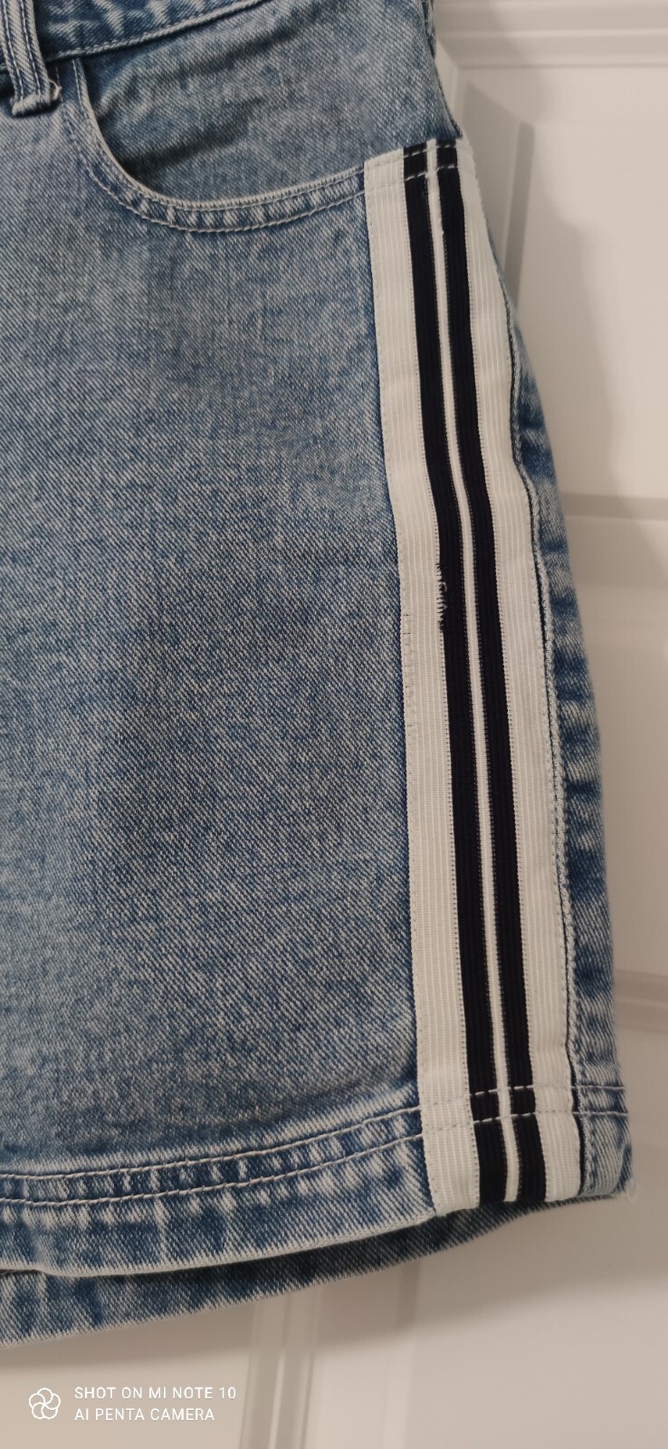 Vintage Vasco 2000s Shorts Womens 100% Cotton Size 15/16 Blue Denim Jean 5 Inch