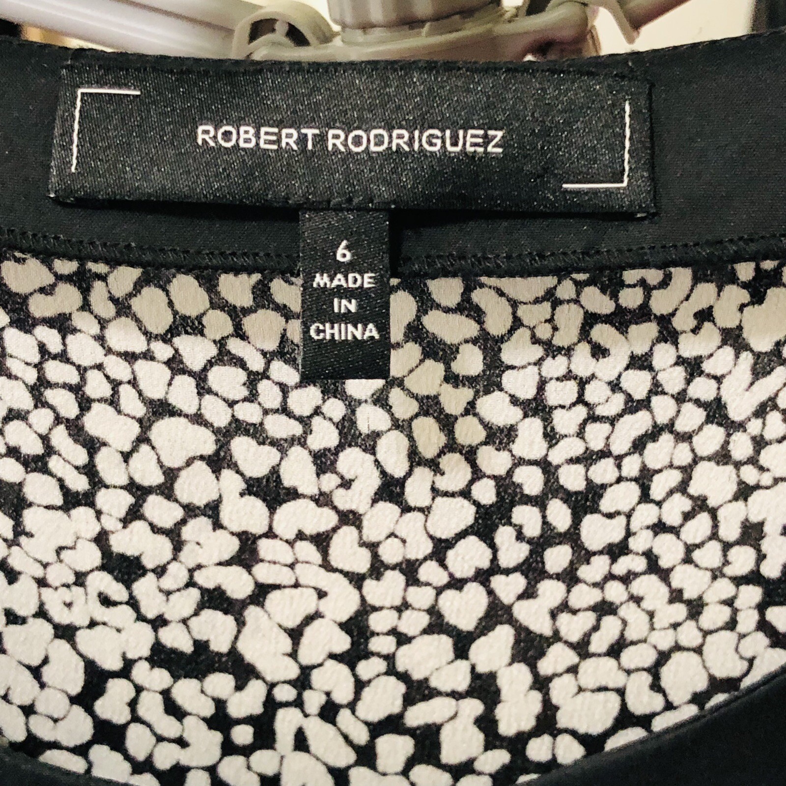 Robert Rodriguez Silk Blouse Size 6 Black White Abstract Print Long Sleeve