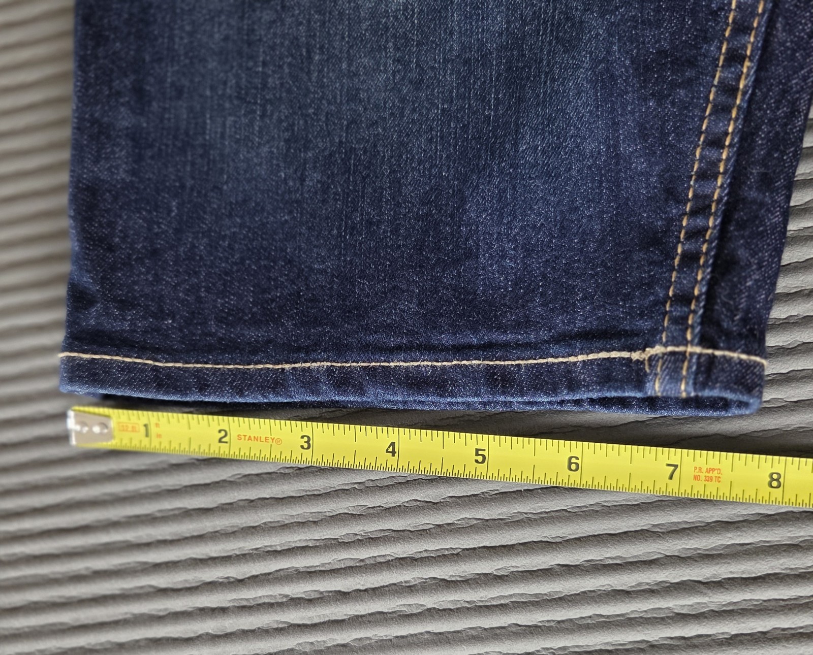 Levi’s Boys Blue Dark Wash Denim Shorts Size 14
