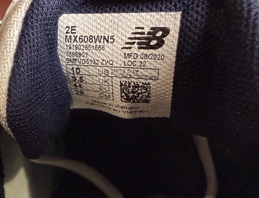 New Balance 608v5 Mens Training Sneaker Size 10 2E Wide White Navy MX608WN5