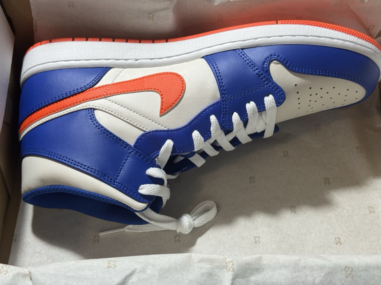 Jordan Air Jordan 1 Mid Mid Top Knicks Game Royal Rush Orange FD1029-400 2023