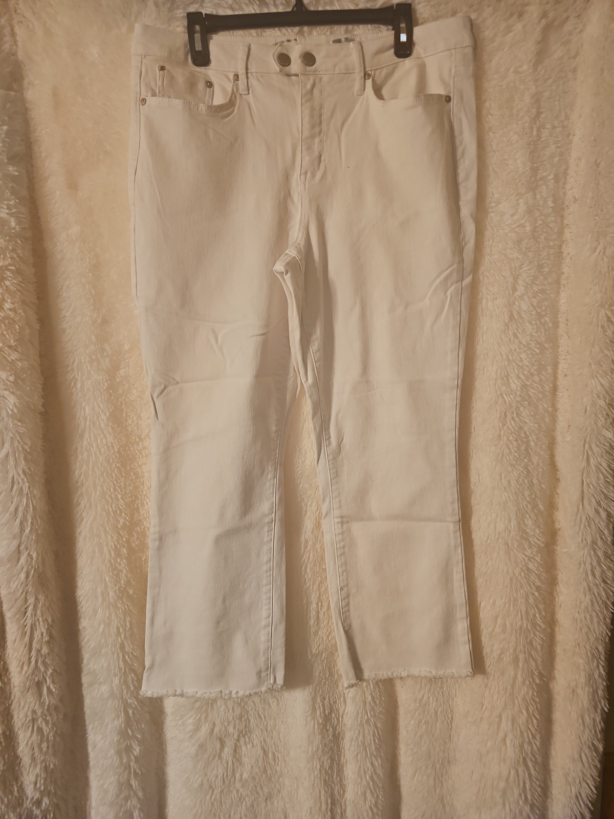 Seven7 Mid Rise White Vintage Boot-Cut Size 16