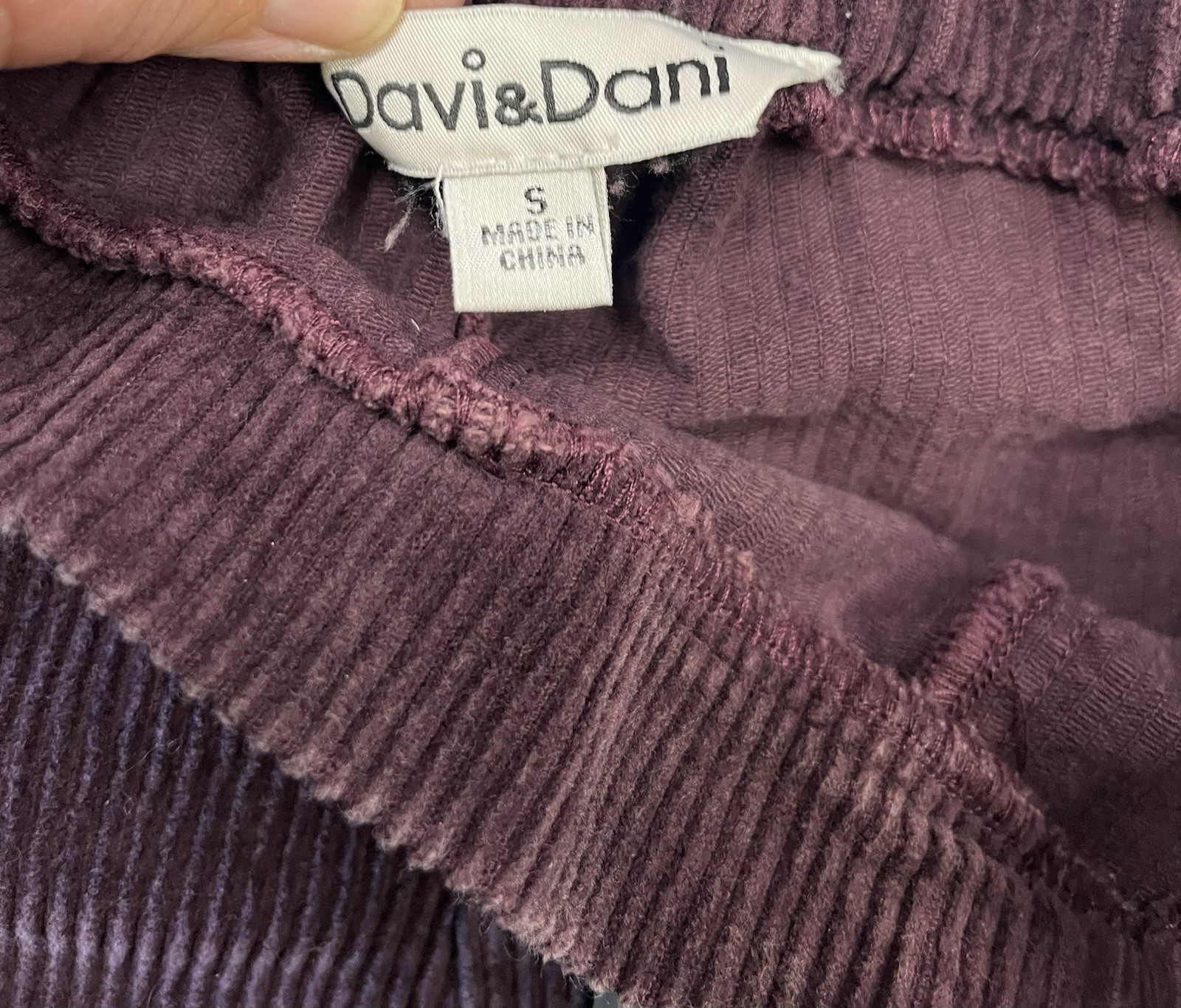 Davi and Dani Purple Corduroy barrel pocket pants Small Jogger Balloon