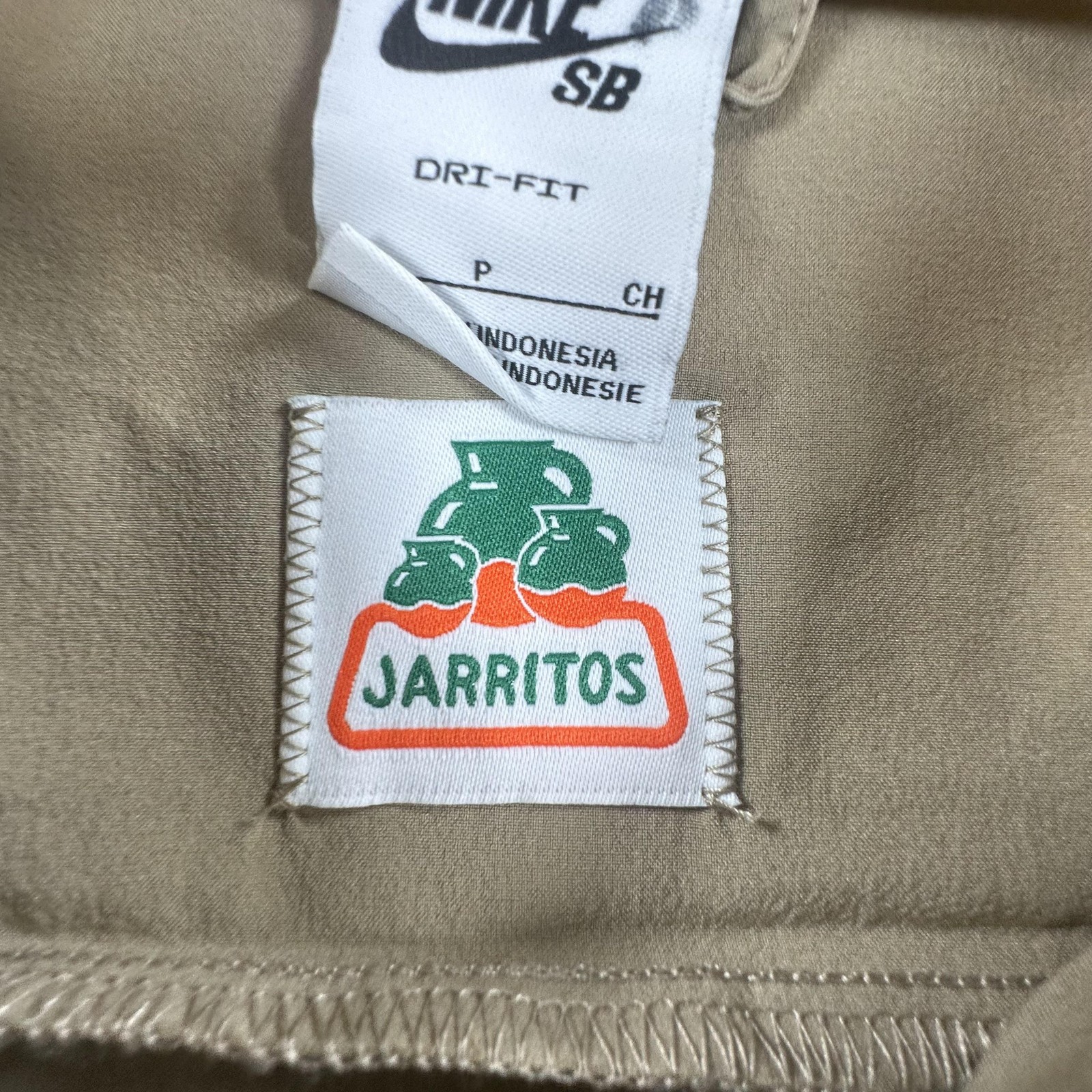 Nike SB Jarritos Dri-FIT Bowling Shirt Mens Small Beige Short Sleeve DV9077