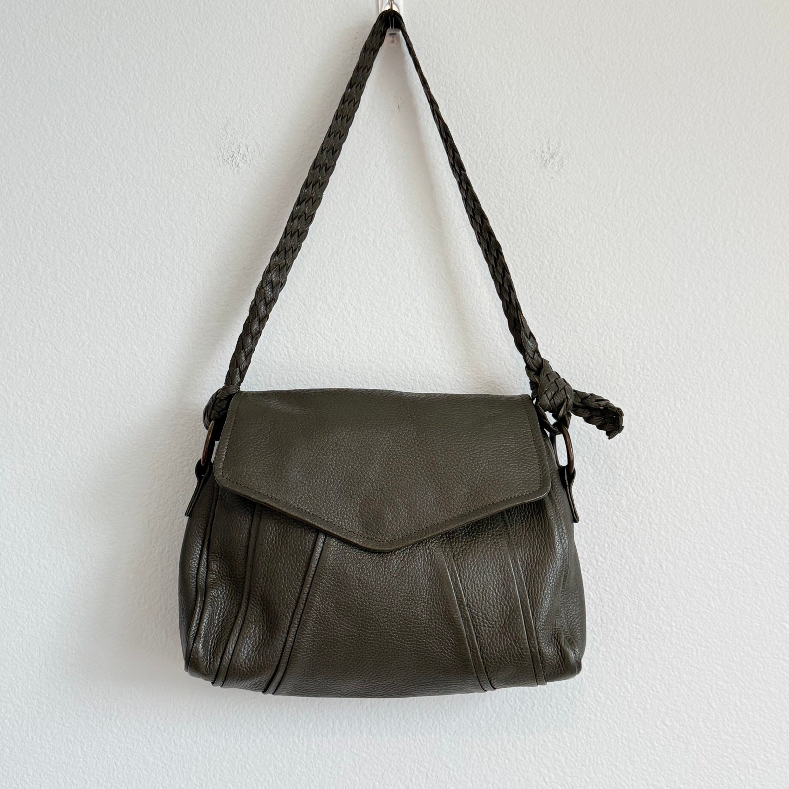 Falor Pebbled Leather Shoulder Bag Artisanal Green Boho Braided Strap Made Italy