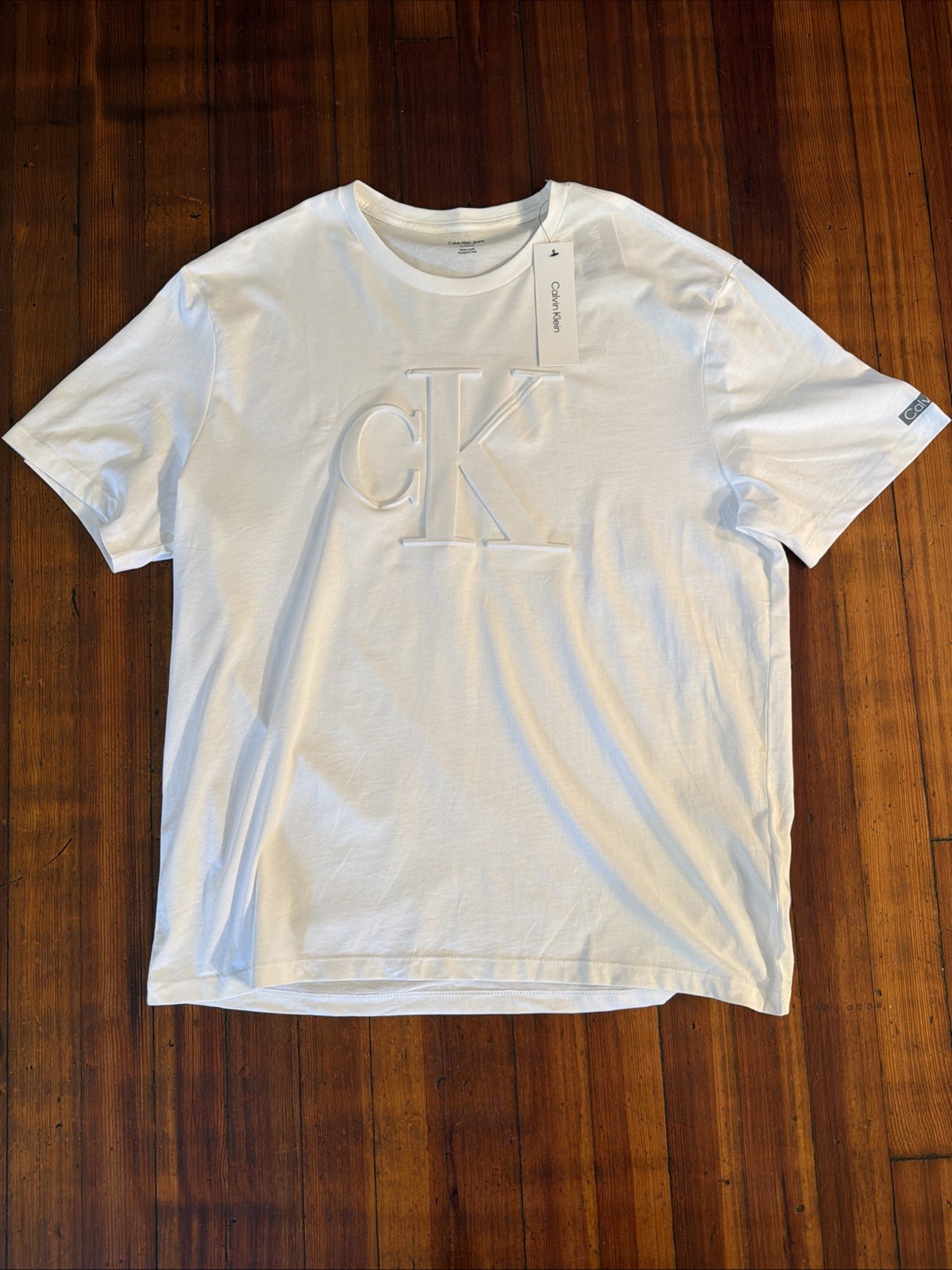 CALVIN KLEIN CK EMBOSSED LOGO BRILLIANT WHITE SHORT SLEEVE T-SHIRT SZ- XL $39
