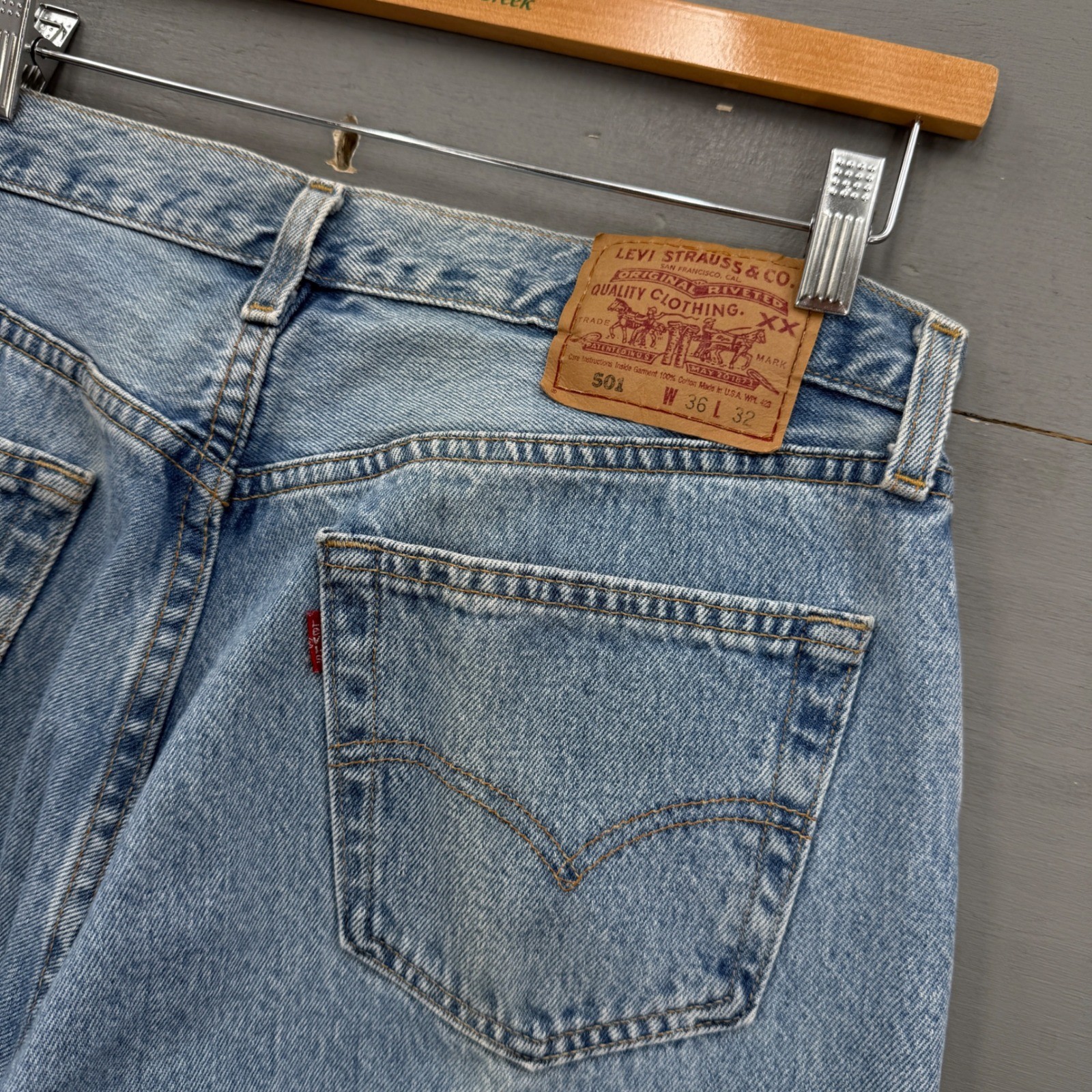 Vintage Levi’s 501 XX Jeans Light Wash Vintage Made in USA Faded 34 x 32