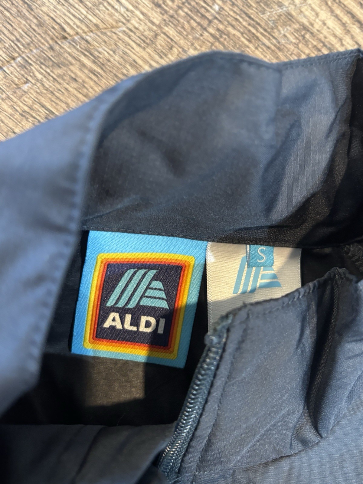 NWT ALDI Gear Navy Blue Full Zip Employee Windbreaker Jacket Sz Small