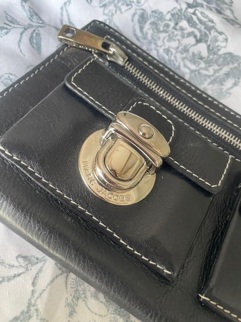 NWOT Marc Jacobs Black Leather Zip Clutch Wallet Silver Tone Push-lock Pockets