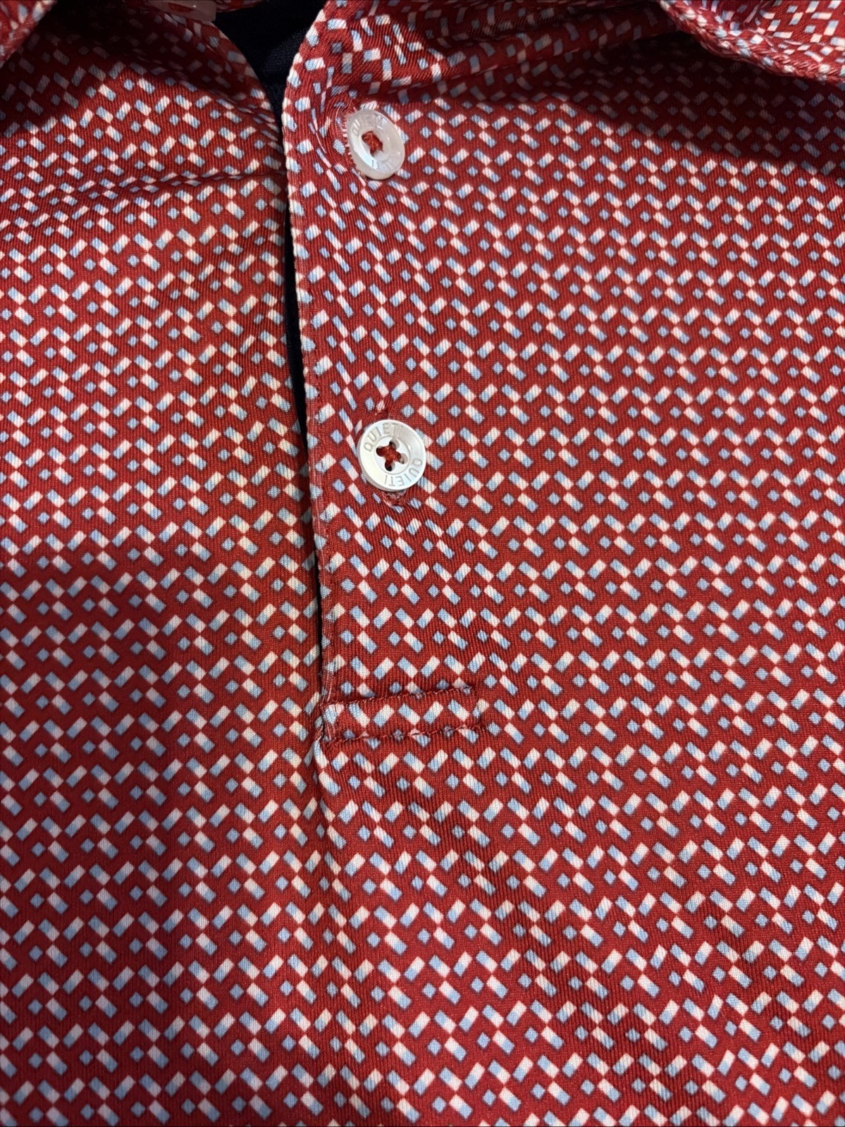 Quieti Tonal Texture Performance Men’s MEDIUM S/S Red White Blue Polo Knit