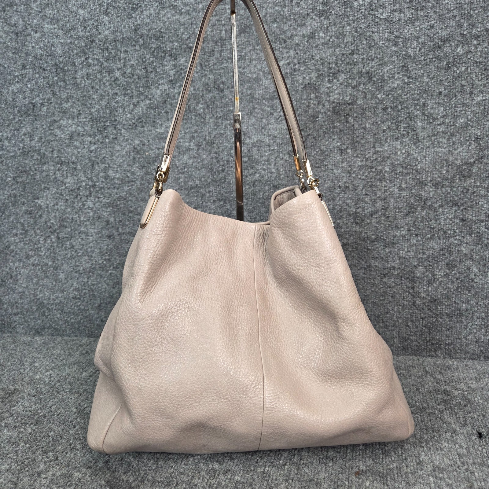 Coach Bag 26224 Madison Pebbled Leather Phoebe Shoulder Bag Taupe Preowned Clean