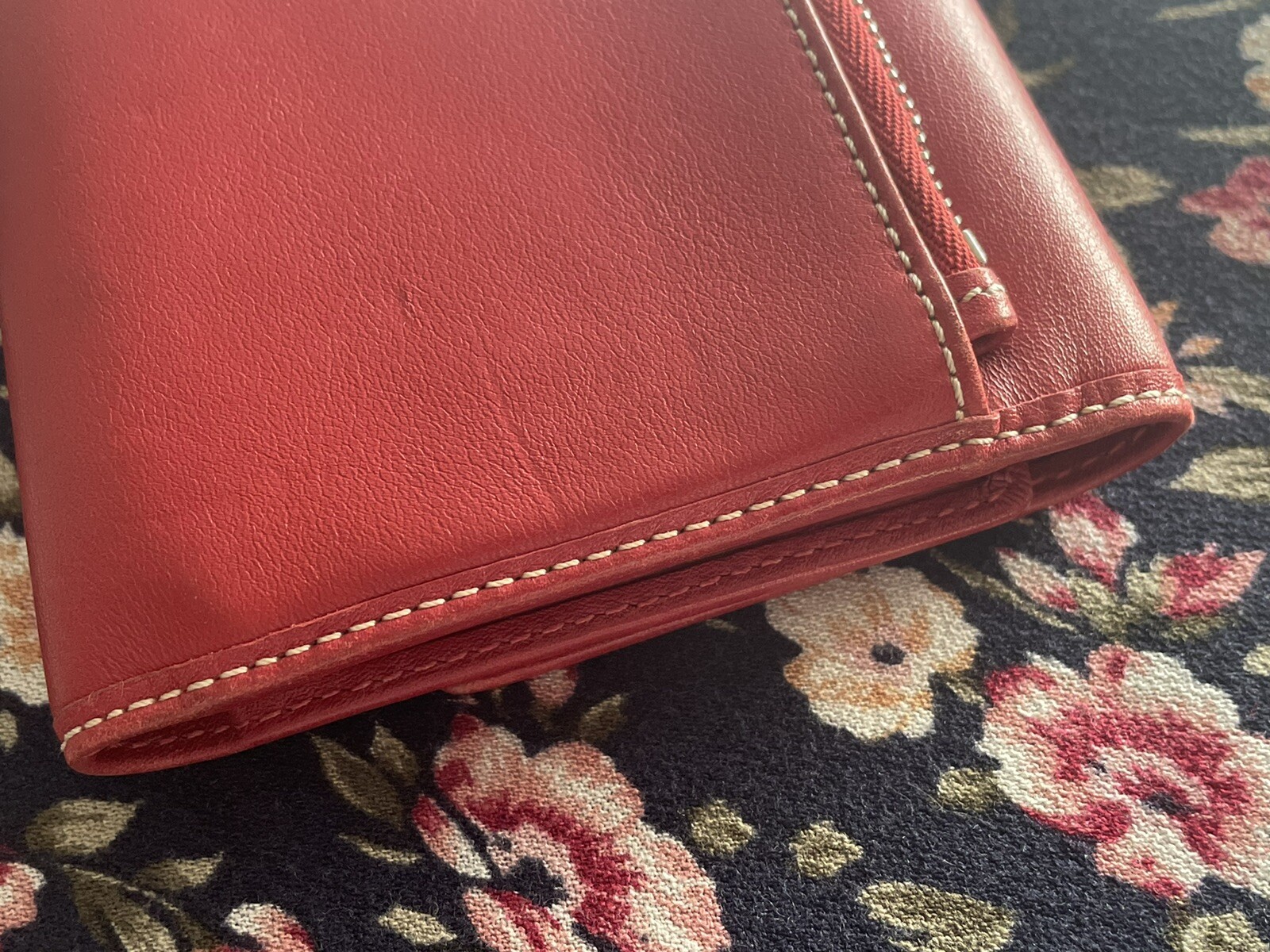 COACH Hampton Red Leather Trifold Envelope Wallet 7.75″x 4″