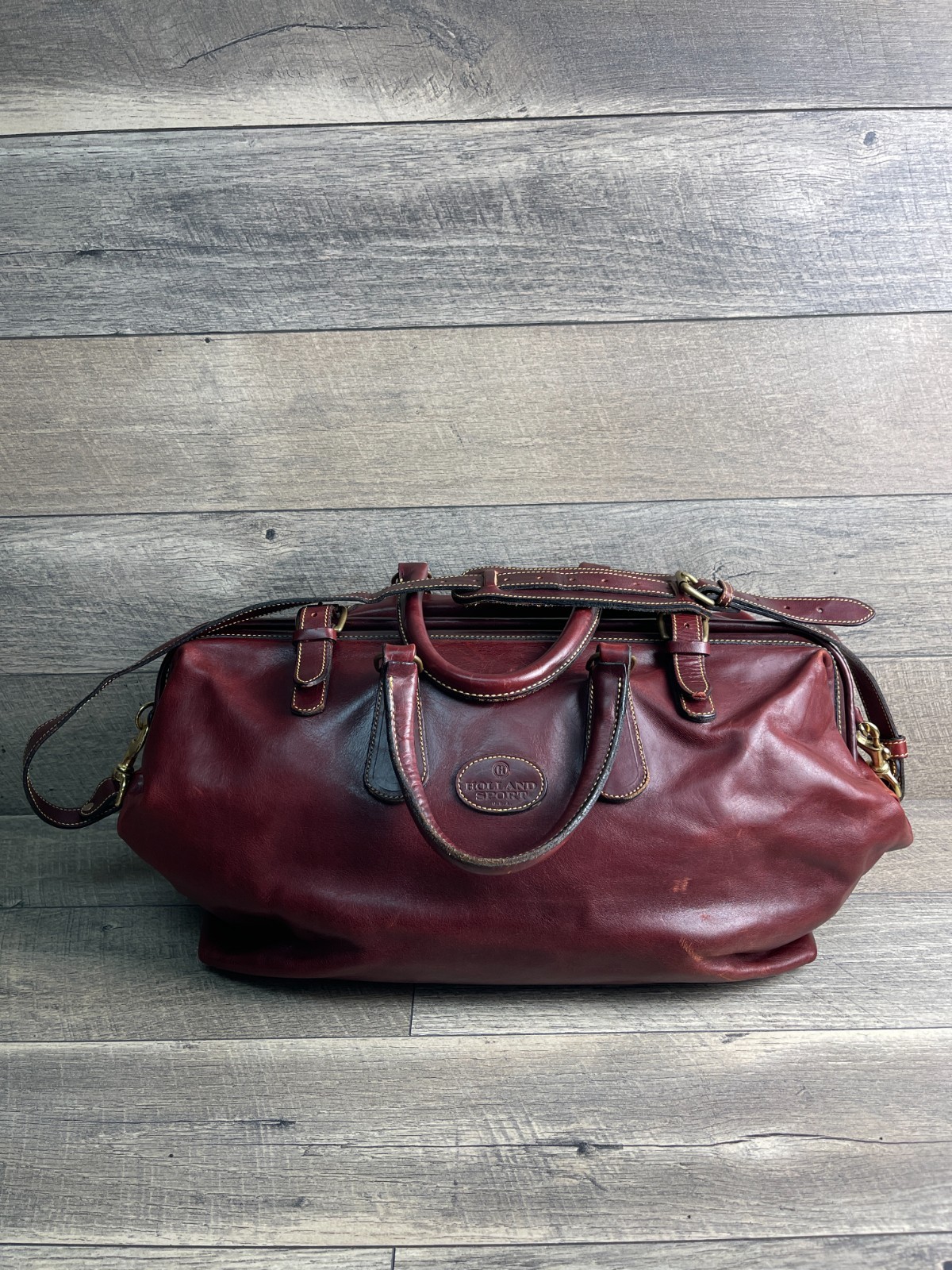 Holland Sport Duffle Bag Burgundy Leather Zip Inner Pocket Detachable Crossbody