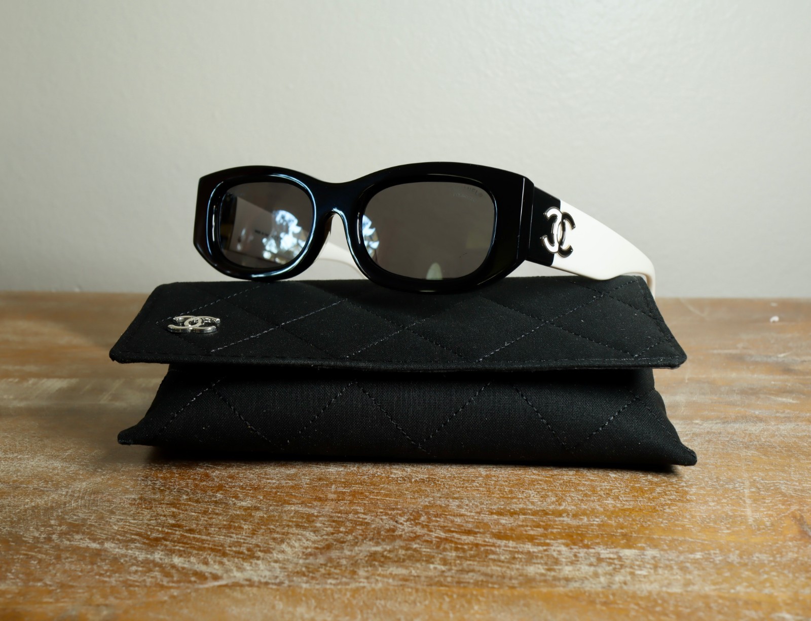 CHANEL CH5525 Rectangle Sunglasses 52mm Black White/Gray Polarized Lens 100% UV