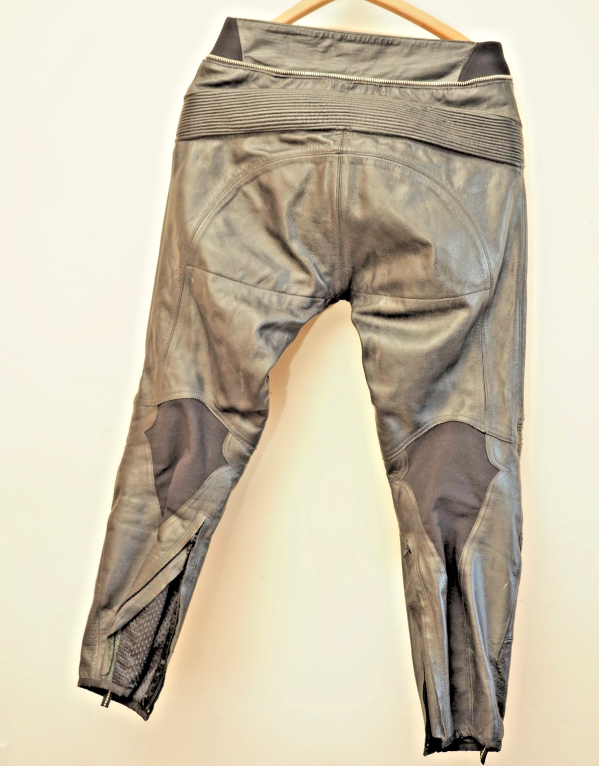 Alpinestars Leather Motorcycle Racing Pants Mens Size 34 Black Sport Bike Gear