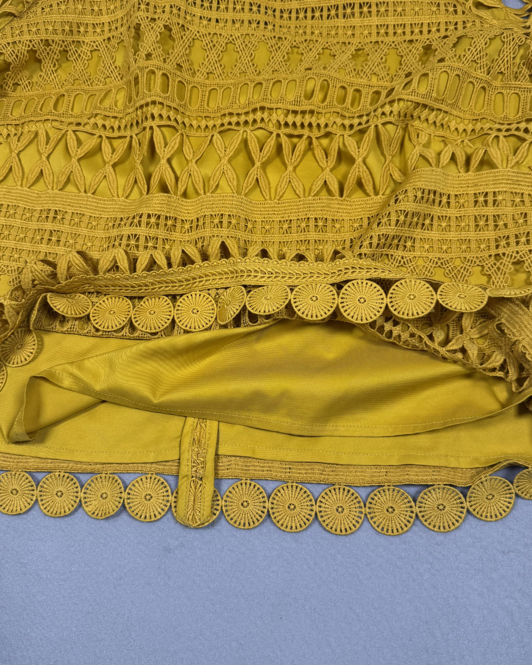 A. Moss Womens Medium Mustard Lace Crochet Blouse Long Sleeve Boho Top Lined