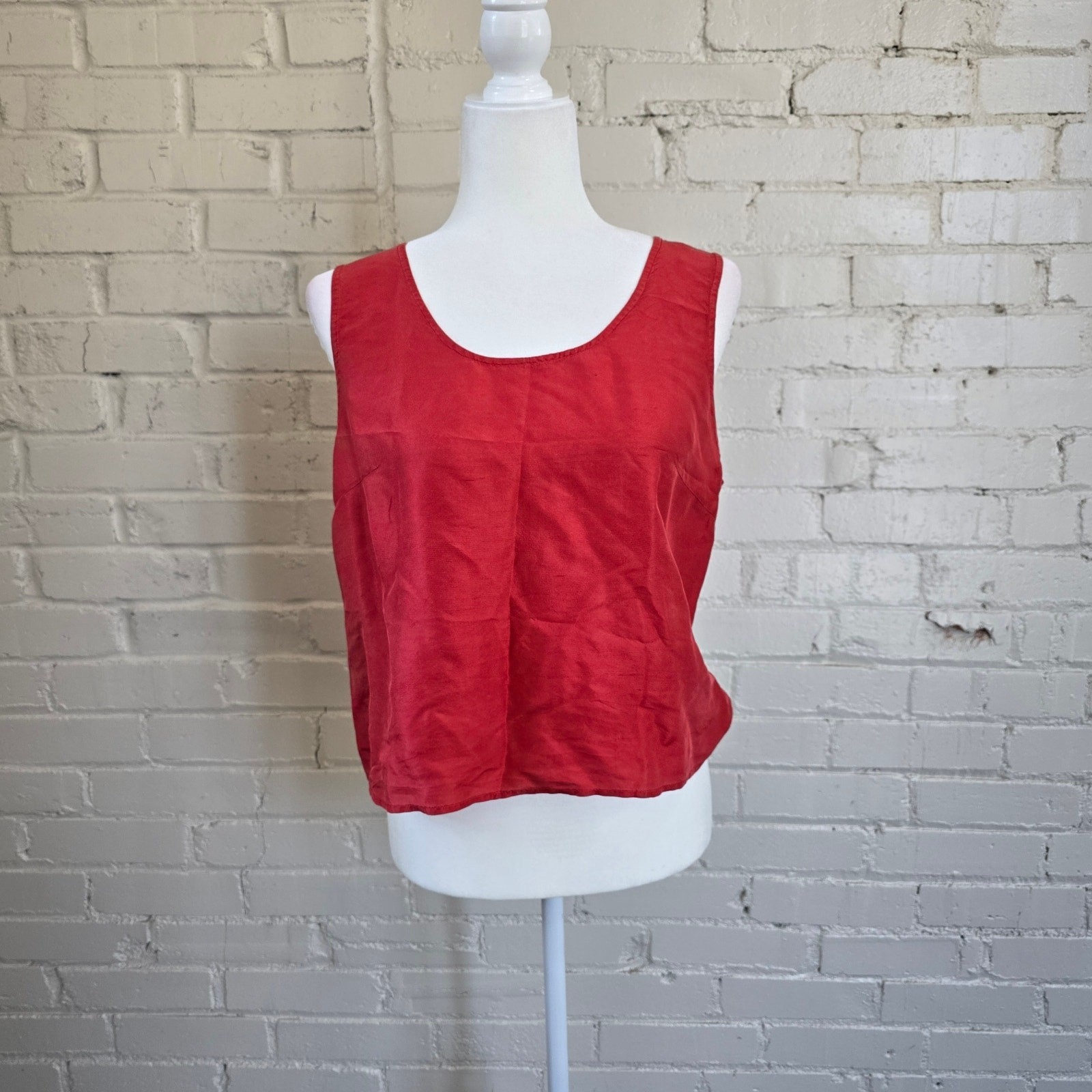 Harvé Benard 100% Silk ┃Tank Top┃ Size 10 ┃Red Minimalist Quiet Luxury ​