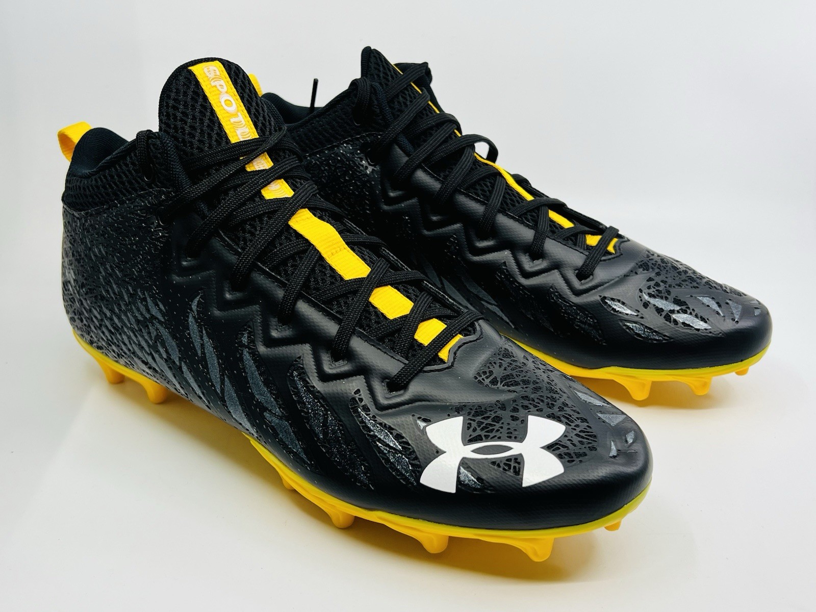 Size 12.5 Under Armour Spotlight Football Cleats Black Yellow 3023963-009 Men