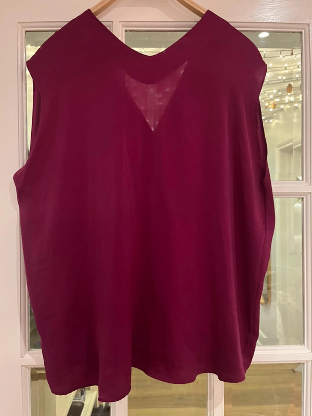 M&S dark Magenta satin sleeveless V neck top – size 20