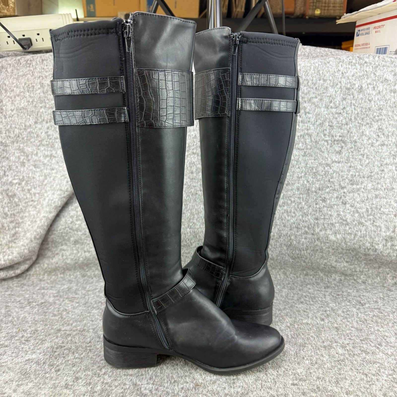 ✅Womens 9M Nicole Tess Black Knee-High Riding Boots Side-Zip Double Buckle Strap