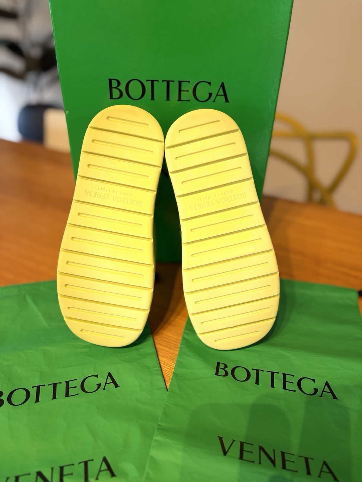 Bottega Veneta Puddle Neon Slingbqck Sandal Size 39 (8 US)