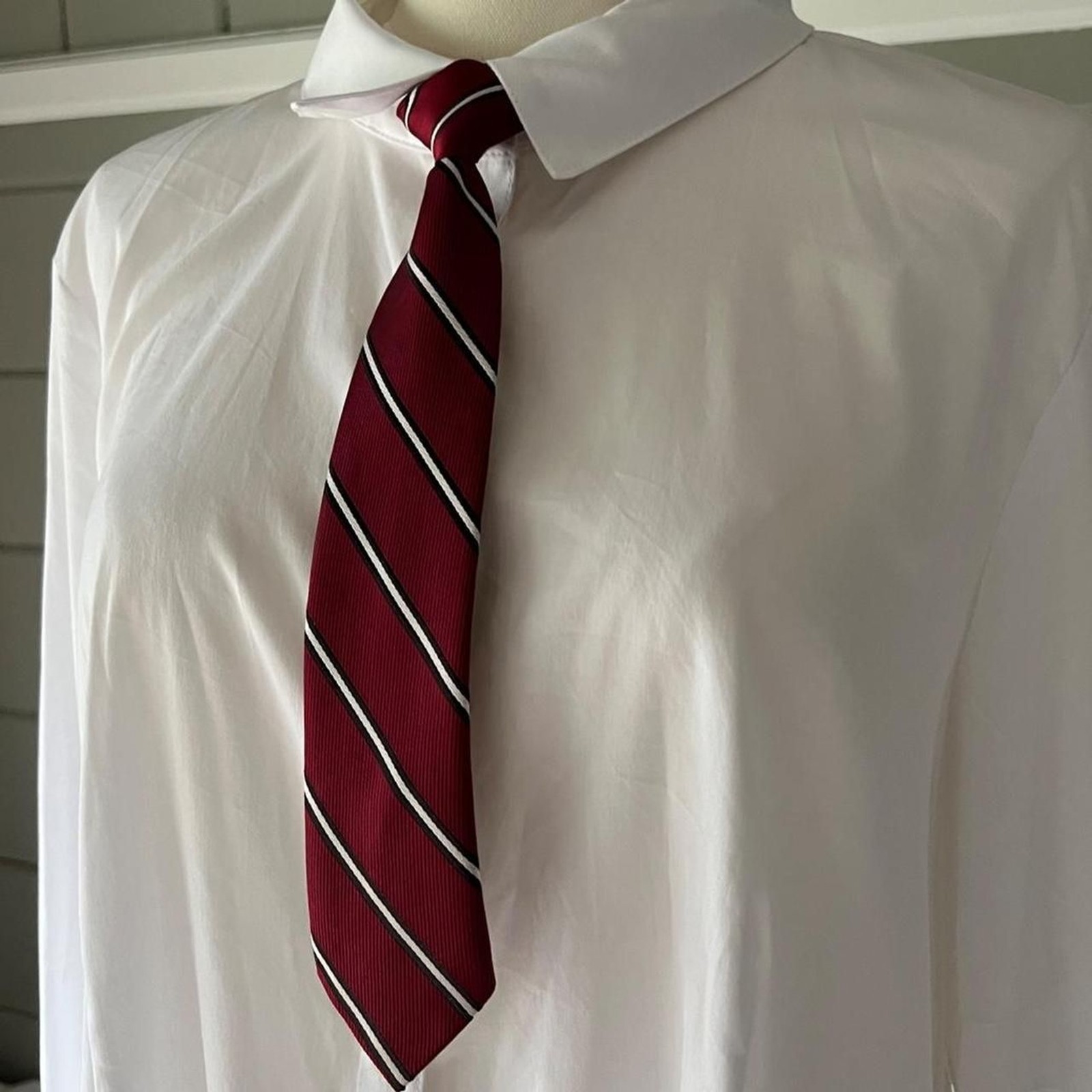 Unbranded Men’s White and Red Accessory