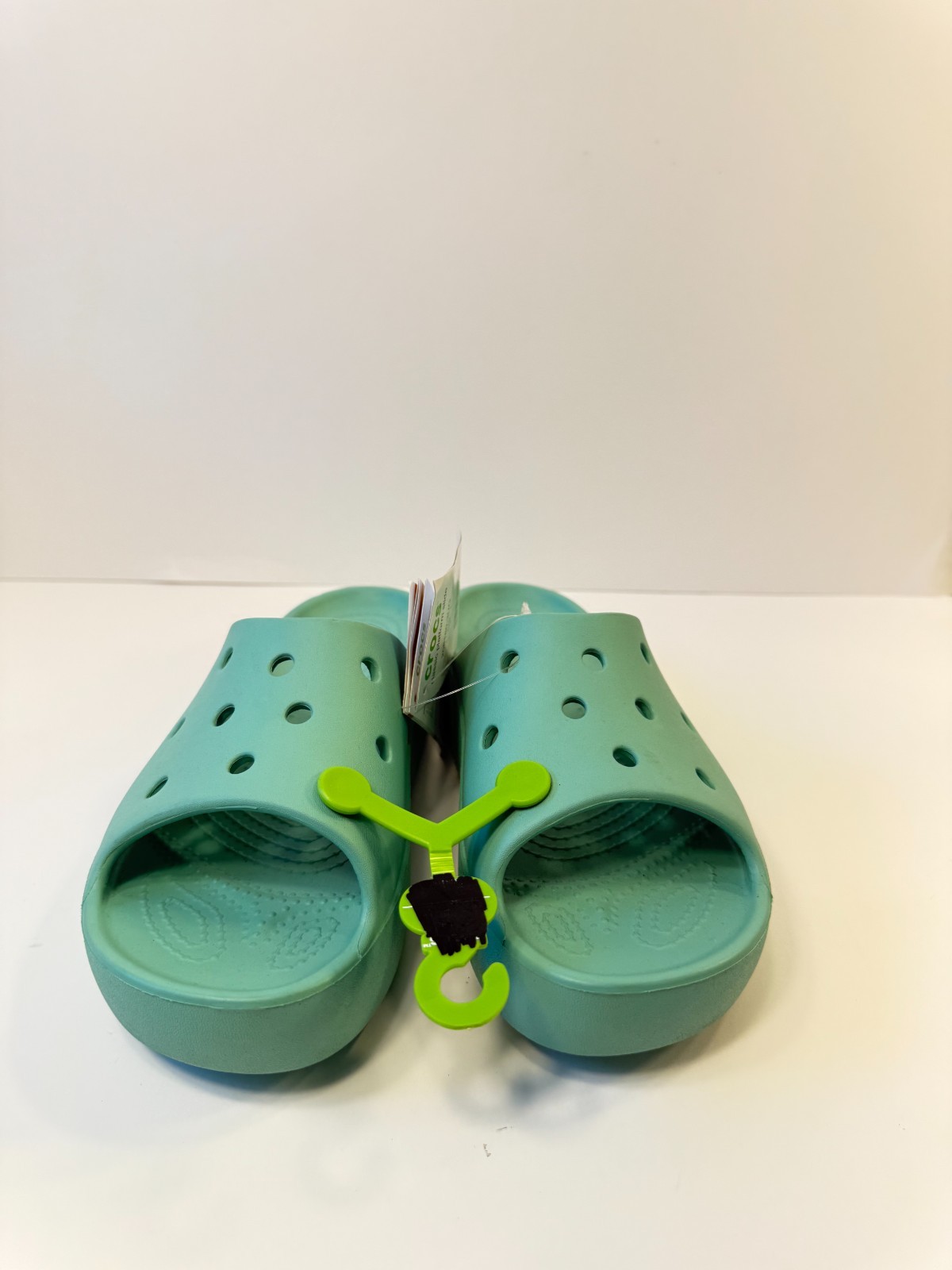 9.1 Crocs Womens Classic Platform Slide Teal-US 6