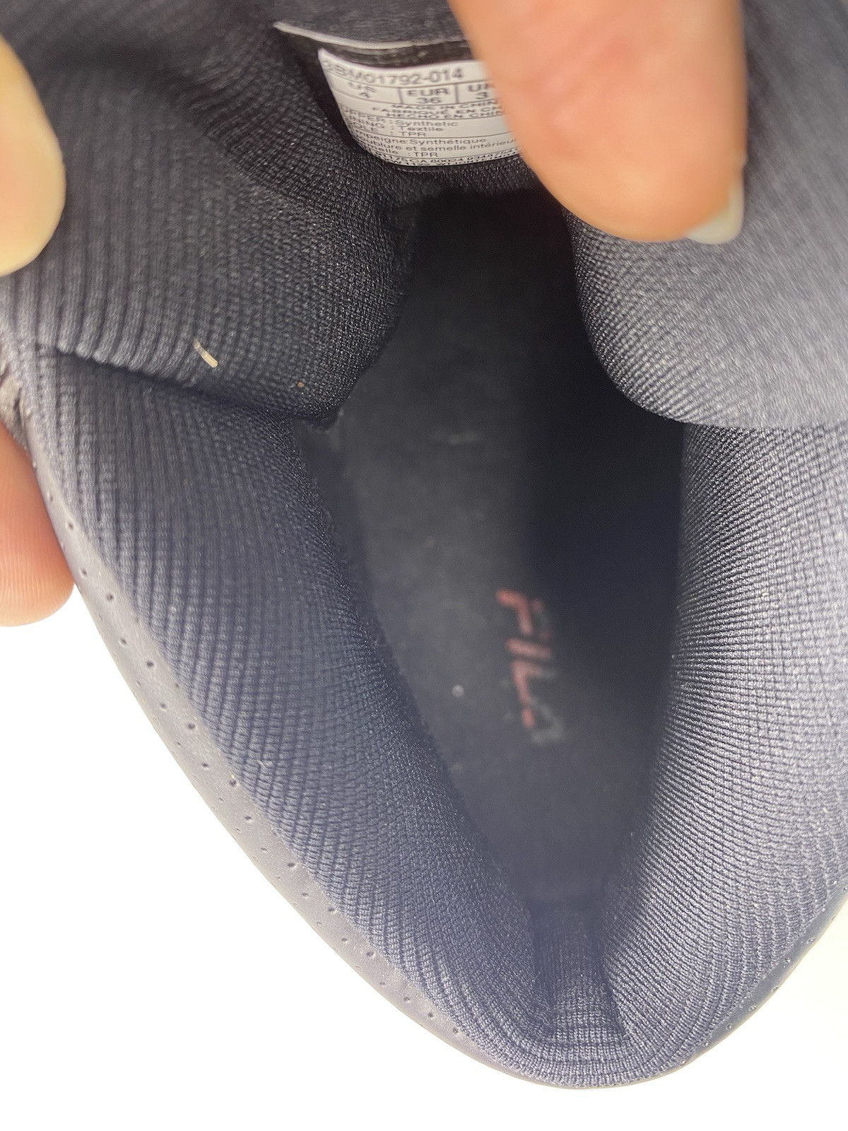 Fila Spitfire Women’s Sneakers Size 6 AUS / 36 EUR /4 US Cleats Black