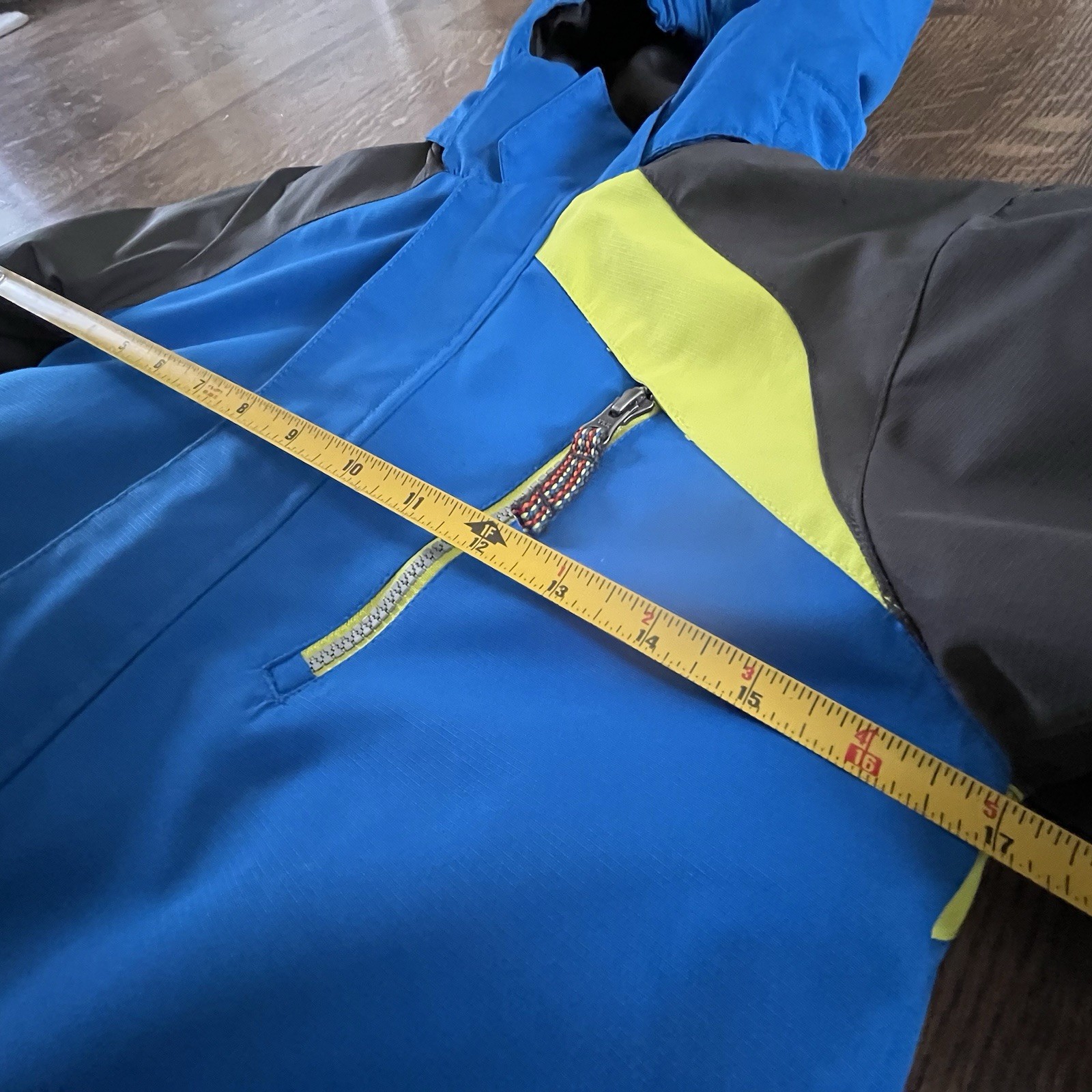 Boulder Gear Boys Size 7 Ski Jacket Blue Charcoal Black Neon Grow System 9212R
