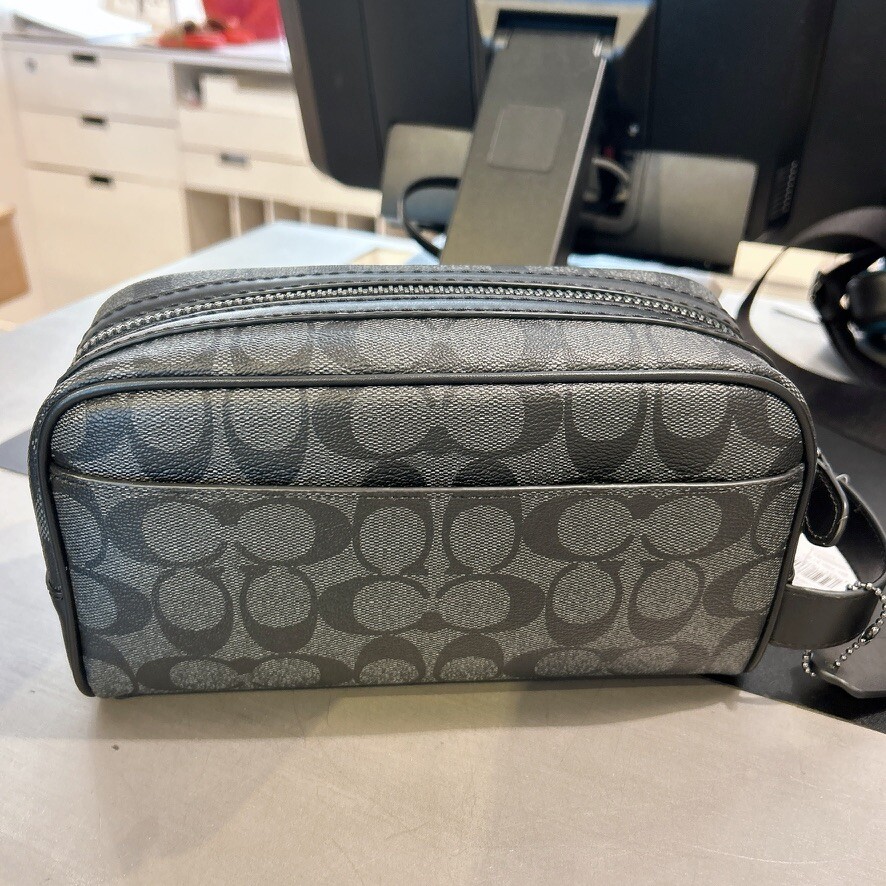 NWT Coach Small/Large Travel Kit In Signature Canvas/With Coach Patch