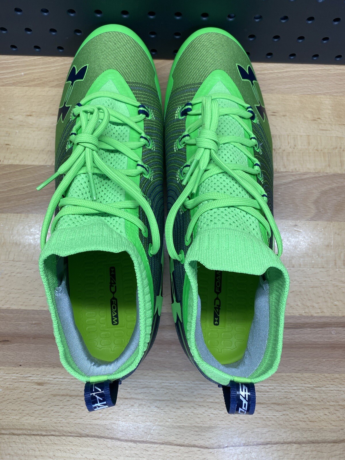 Under Armour Spotlight MC Grinch Green Chrome Football Cleats Men’s Size 14